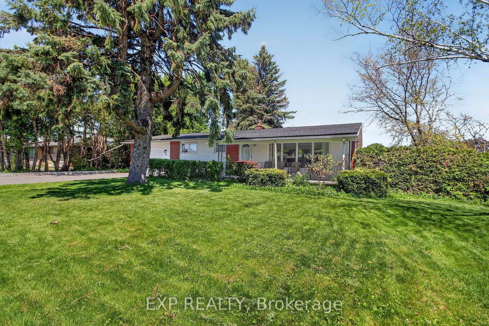 31 Barlyn Avenue, Ottawa, ON