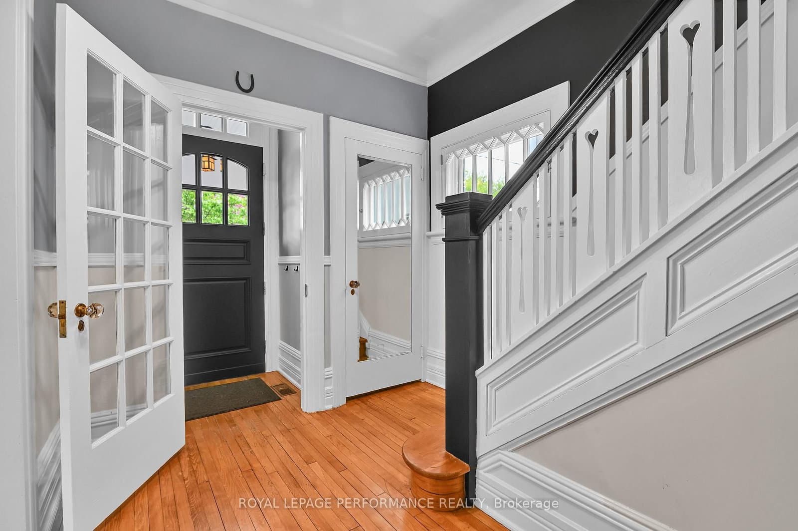 16 Ossington Avenue, Ottawa, ON — photo 3