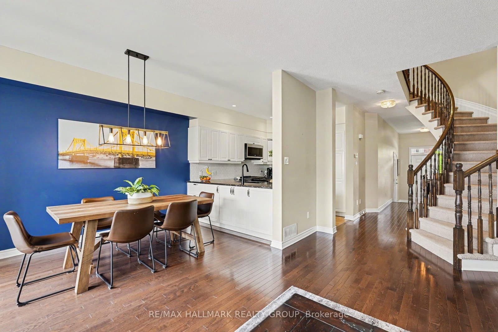 1433 Comfrey Crescent, Ottawa, ON — photo 3