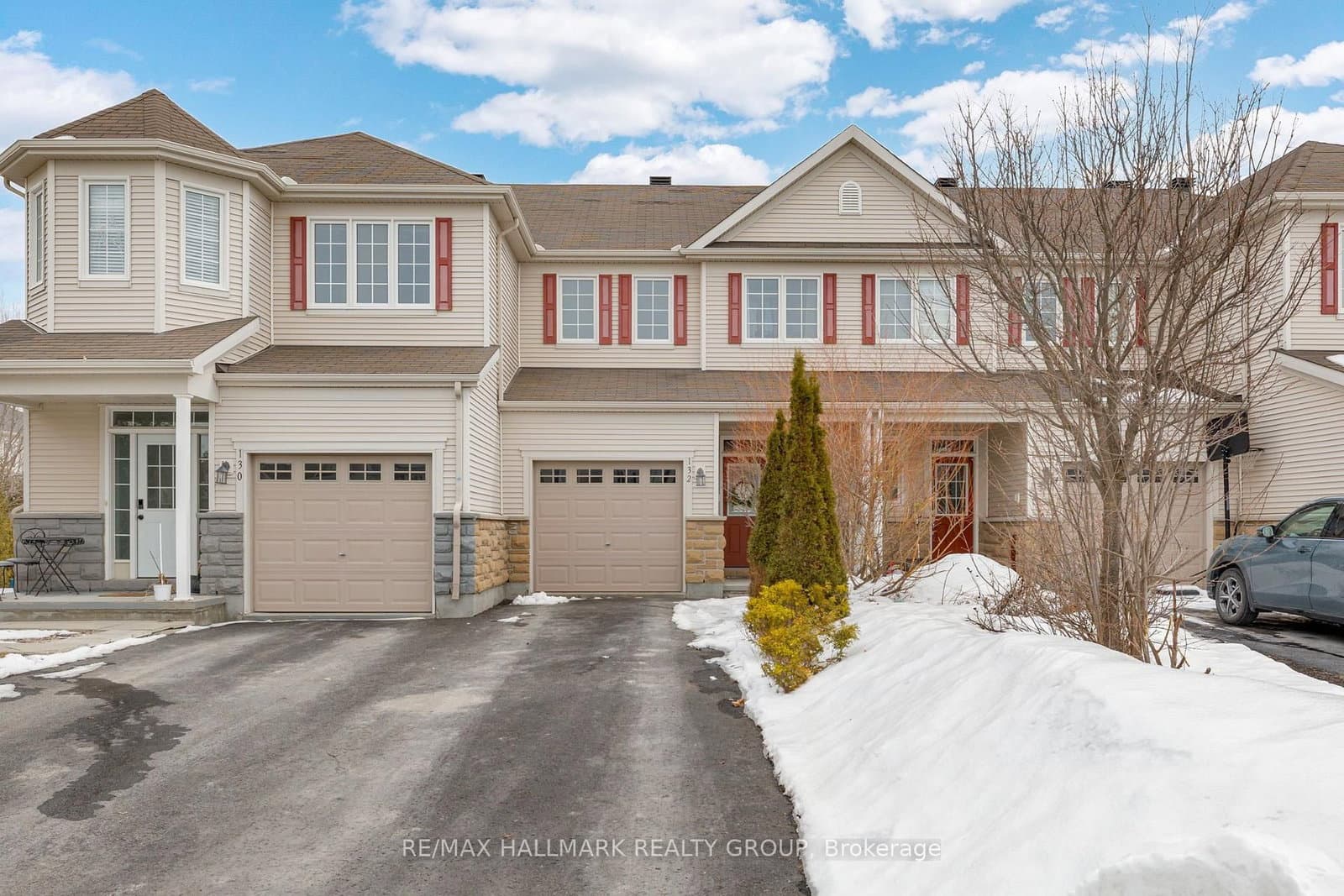 132 LARAMIE Crescent, Ottawa, ON