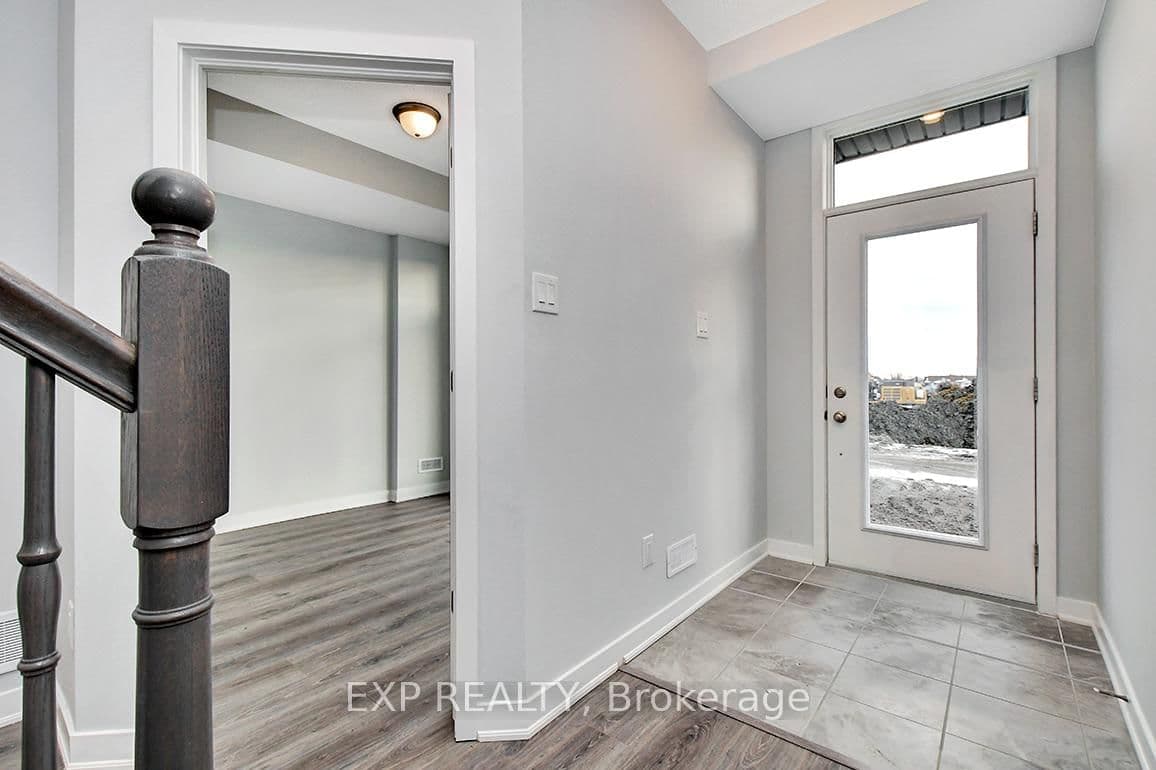 1258 Hemlock Road, Ottawa, ON — photo 2