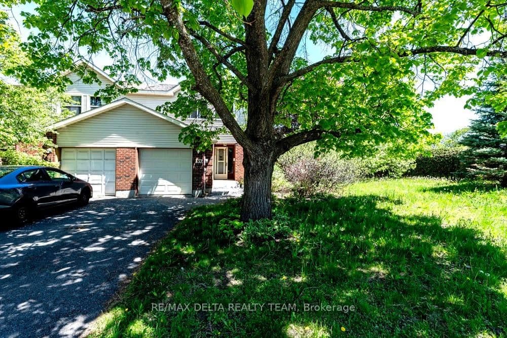 132 Acklam Terrace, Ottawa, ON — photo 2