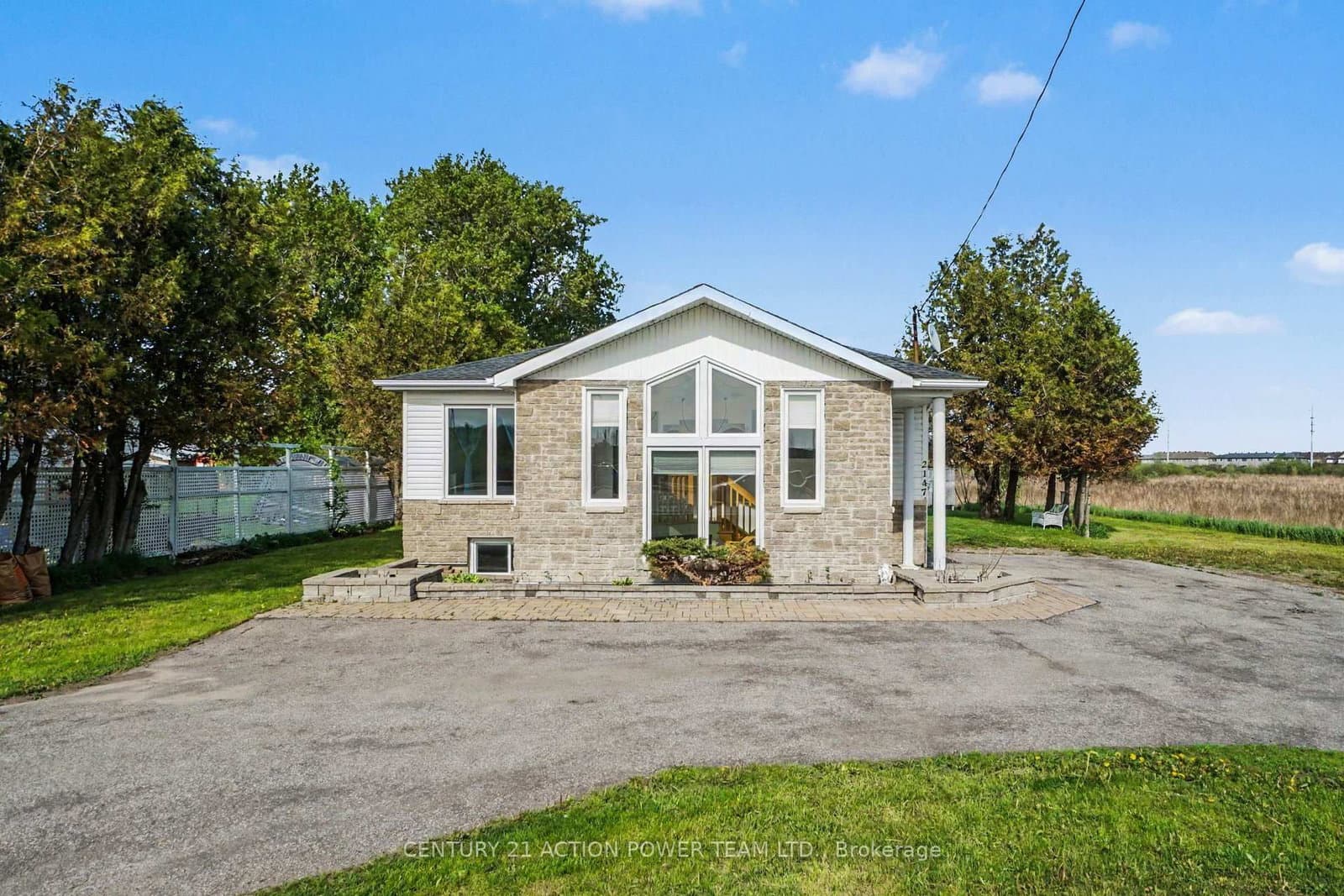 2147 Mer Bleue Road, Ottawa, ON
