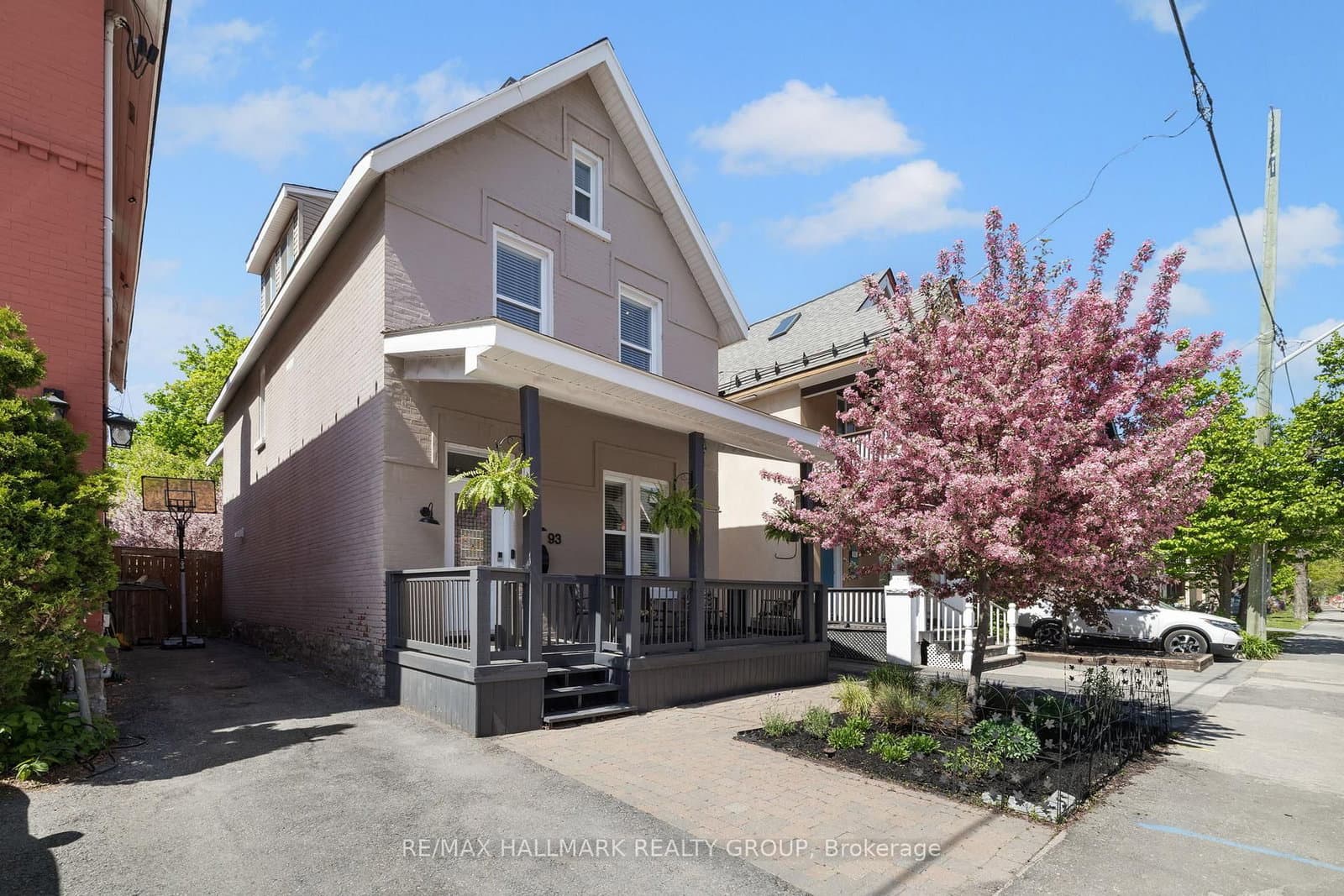 93 James Street, Ottawa, ON