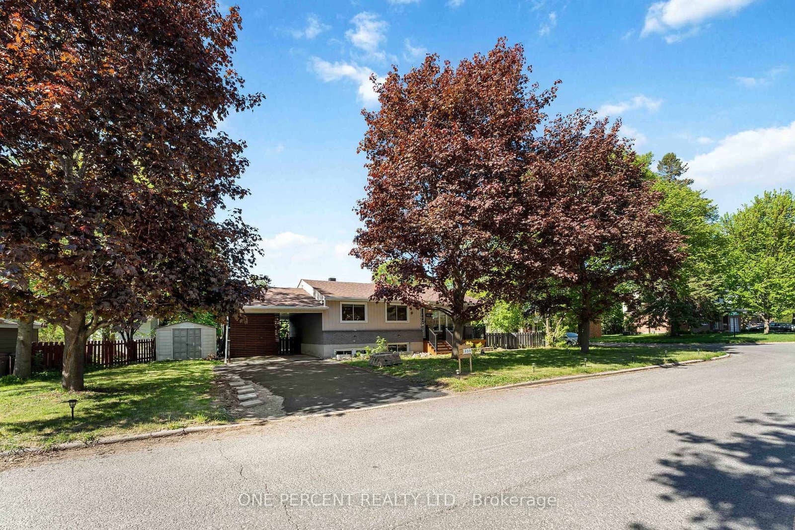 933 Kincaid Court, Ottawa, ON