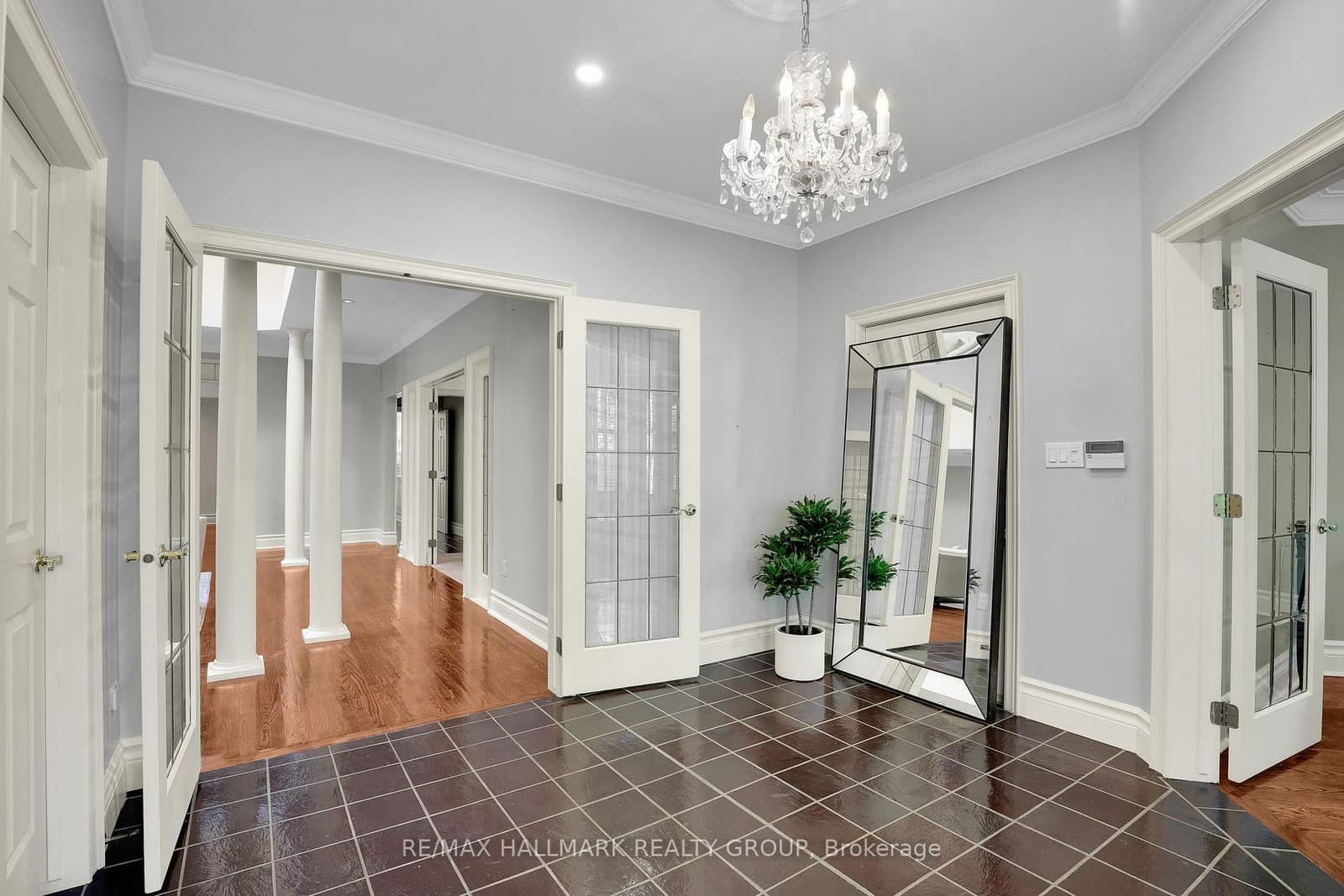 435 Westminster Avenue, Ottawa, ON — photo 2