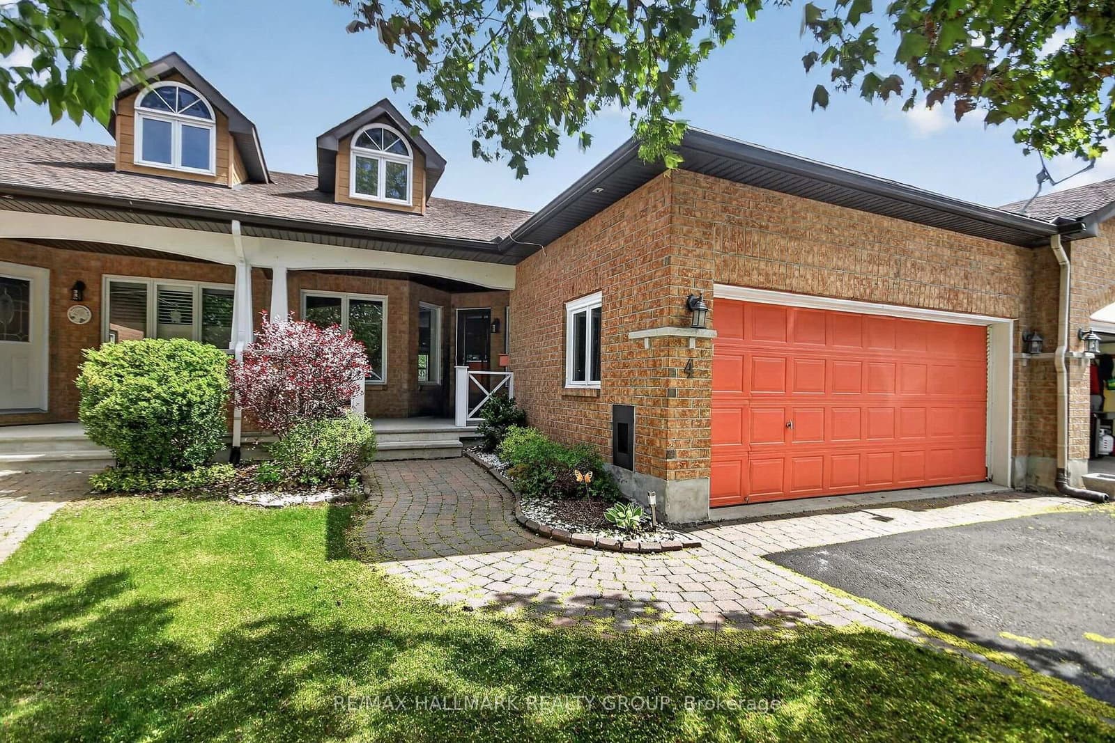 4 Peregrine Crescent, Kanata, ON