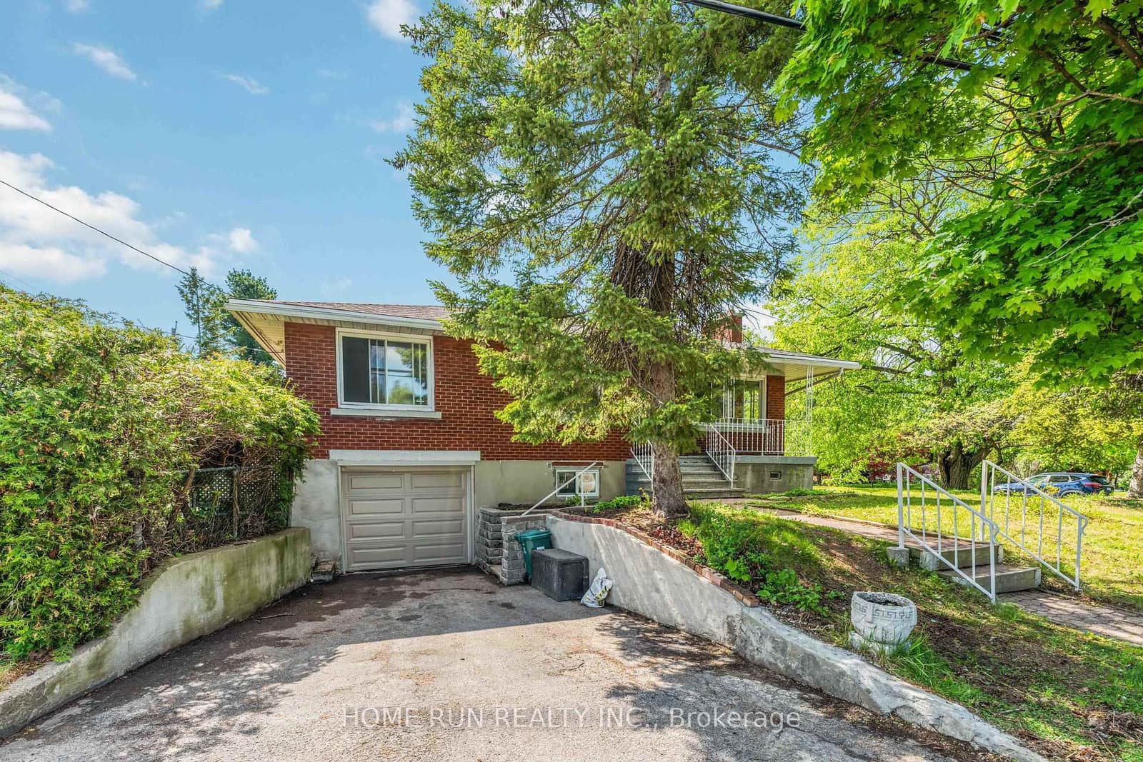1530 Clementine Boulevard, Ottawa, ON — photo 3