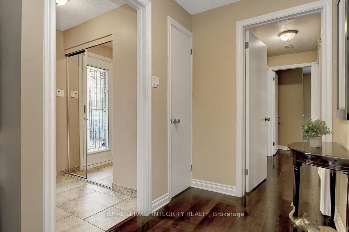 27 Birchview Road, Ottawa, ON — photo 2