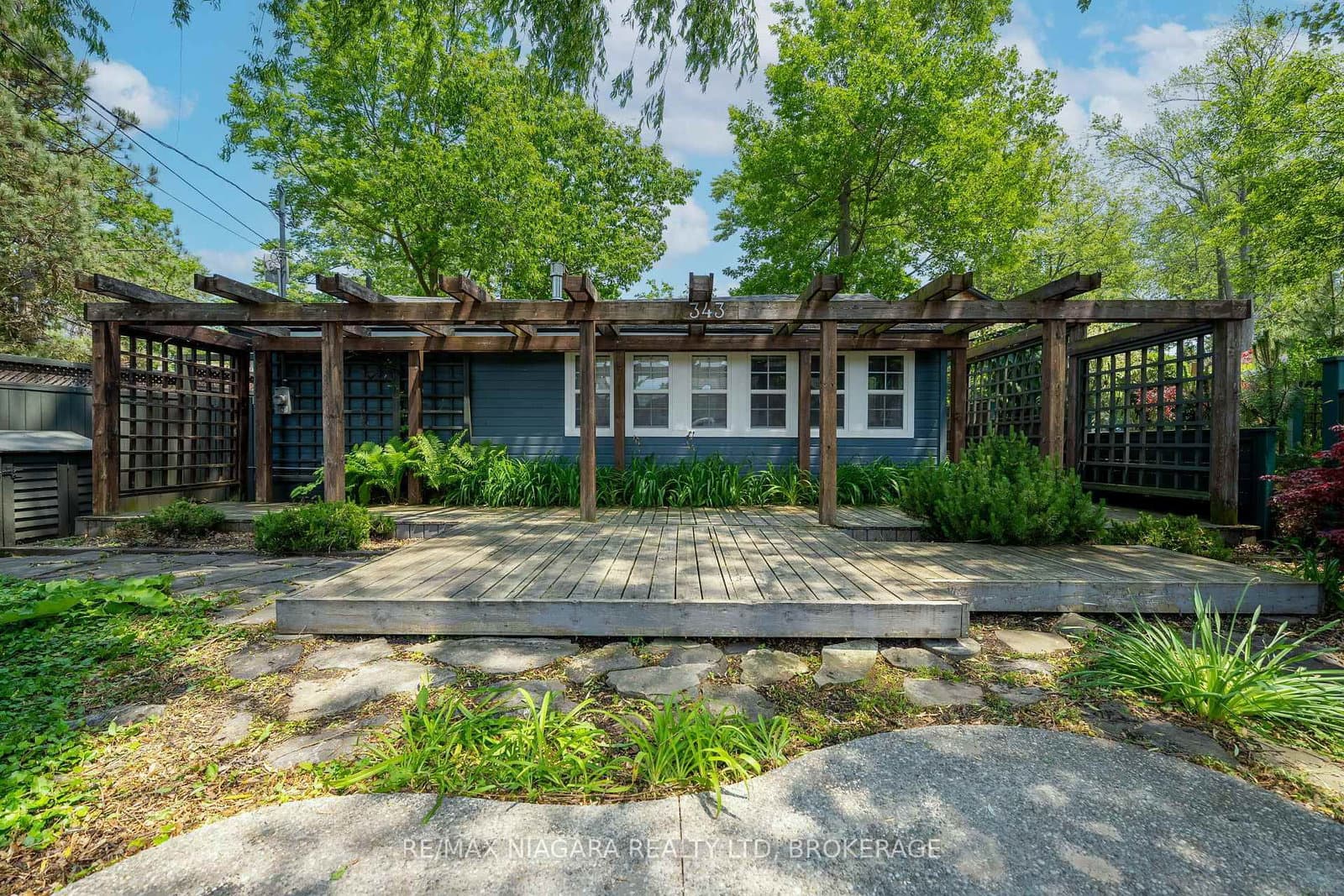 343 Cambridge Road, Fort Erie, ON — photo 2
