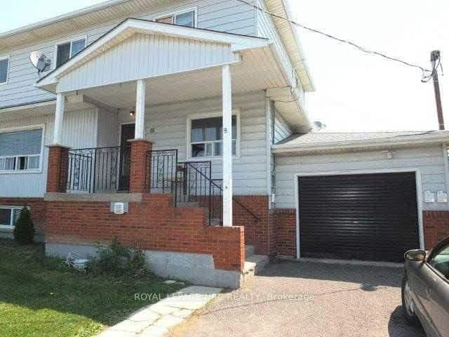 APARTMENT - MAIN FLOOR - 46 Martin Street, Thorold, ON