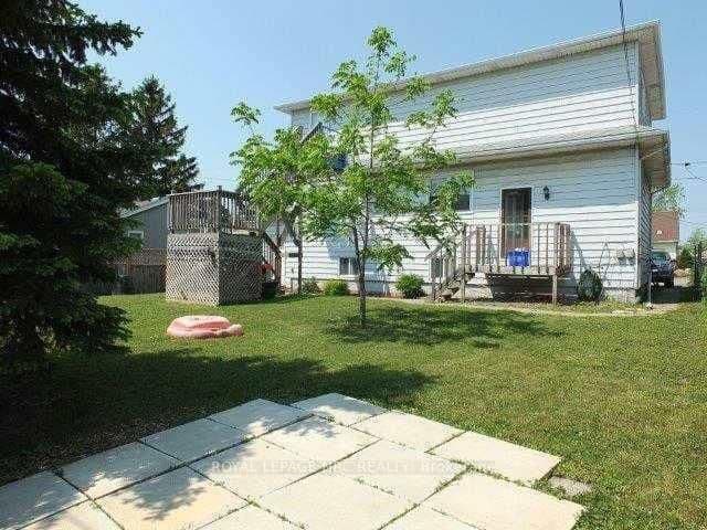 APARTMENT - MAIN FLOOR - 46 Martin Street, Thorold, ON — photo 2
