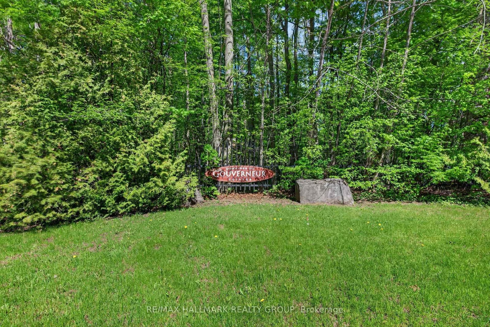 1372 Jules Leger Drive, Ottawa, ON — photo 2