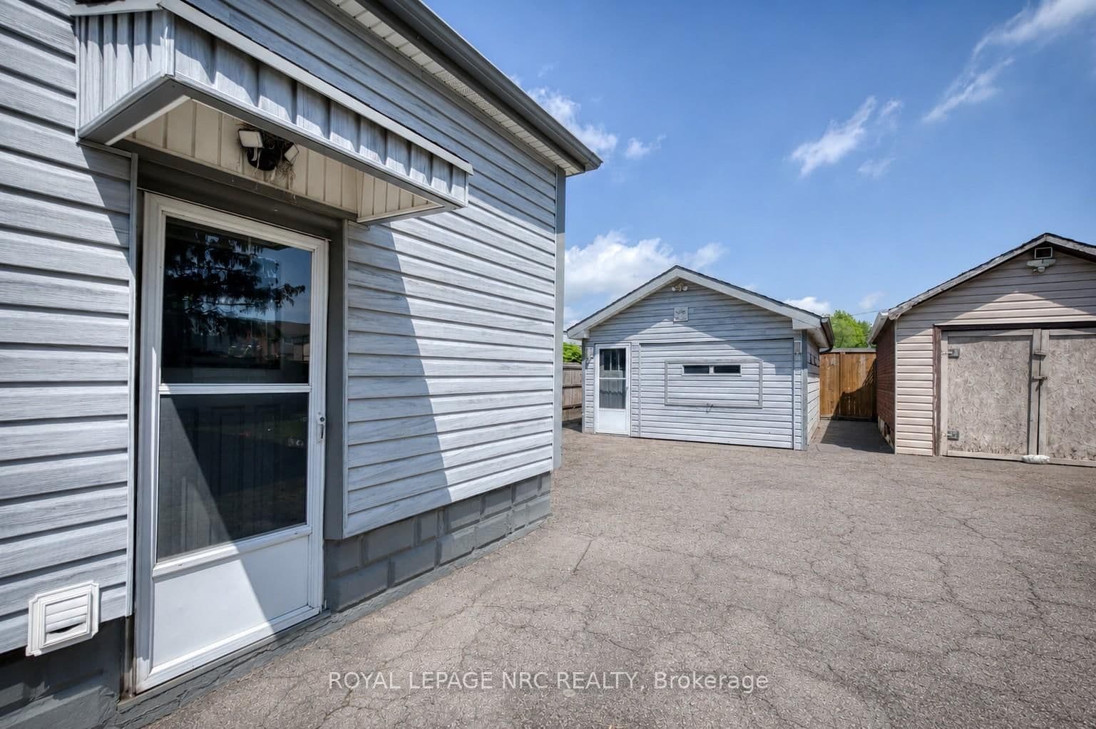 498 Scholfield Avenue, Welland, ON — photo 3