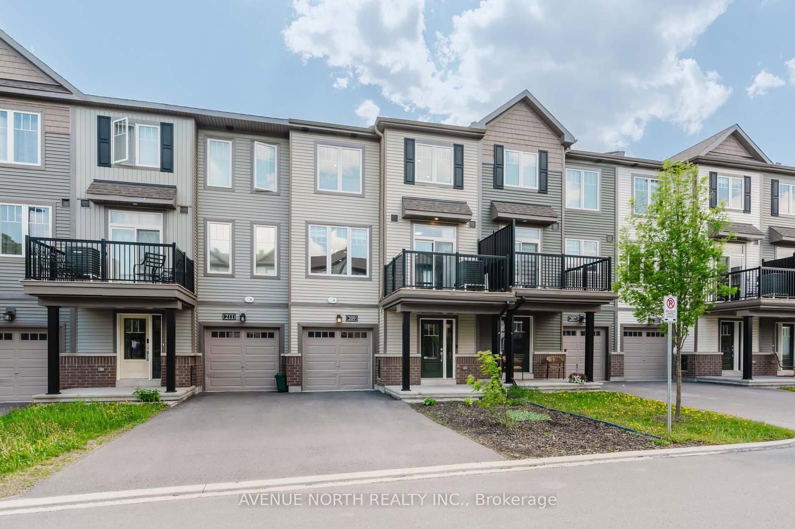 209 Attwell Private, Ottawa, ON