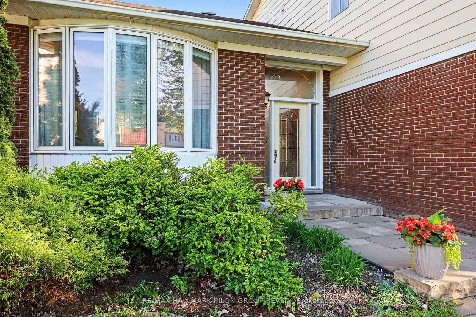 6350 Larmond Avenue, Ottawa, ON — photo 3