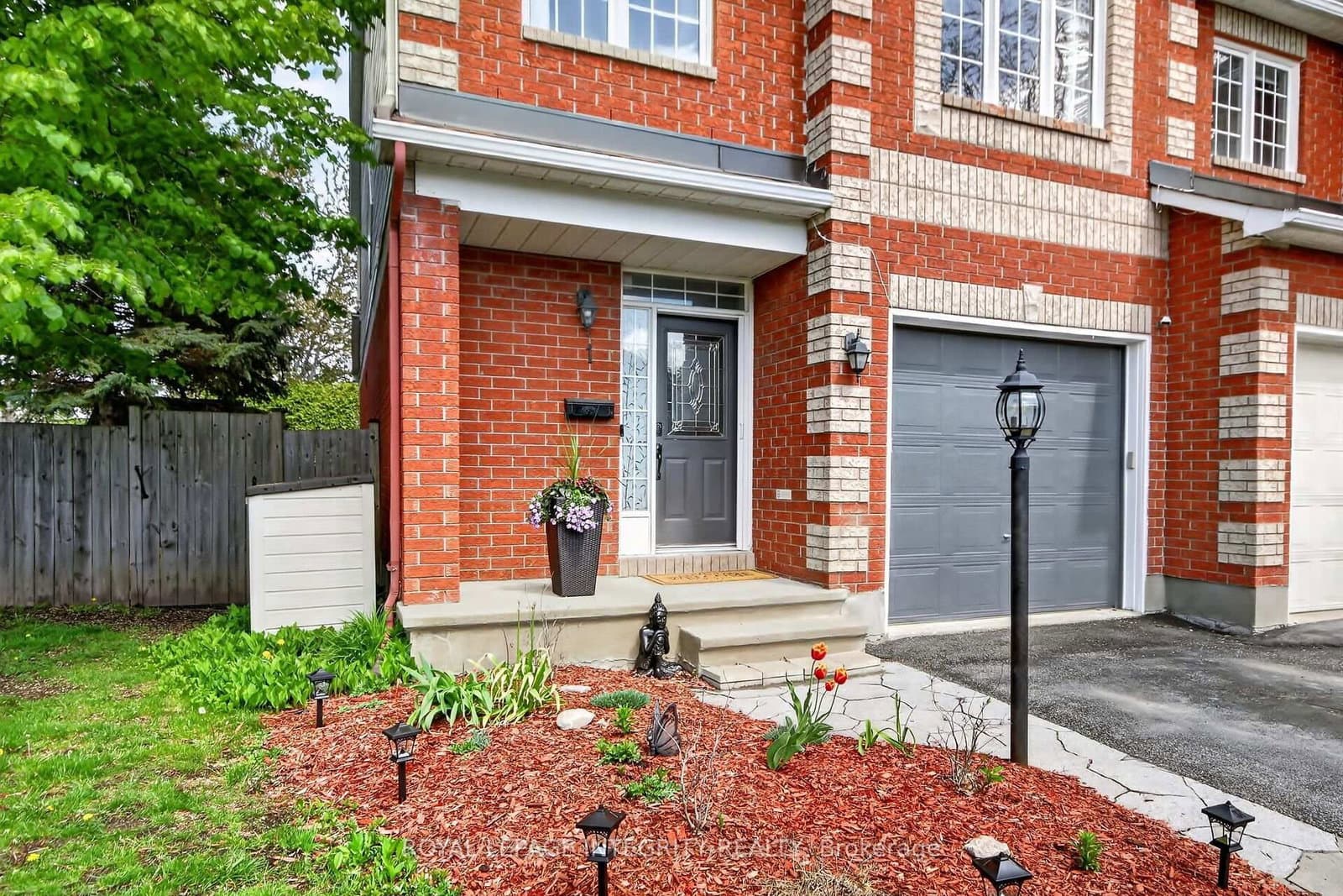 1 Chantilly Gate, Ottawa, ON — photo 3