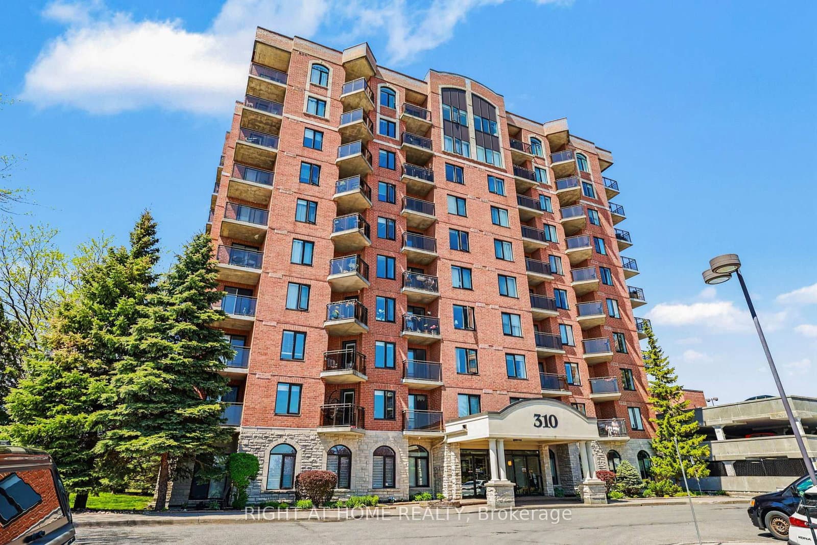 8J - 310 CENTRAL PARK Drive, Ottawa, ON