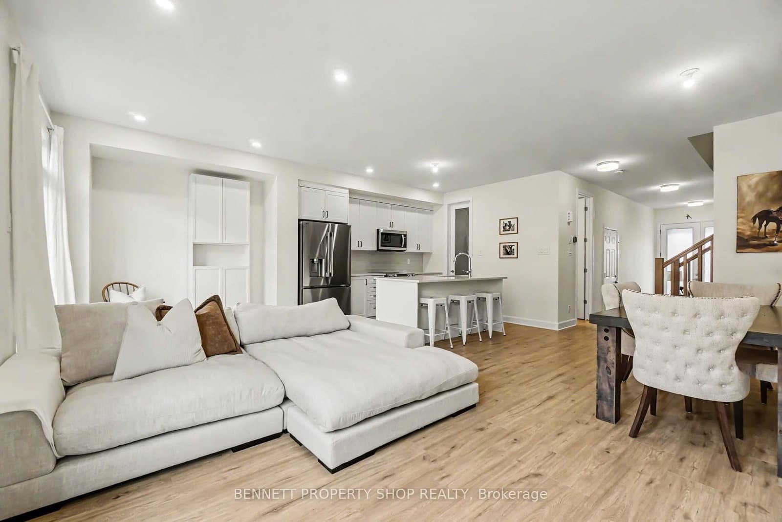 1047 Ventus Way, Ottawa, ON