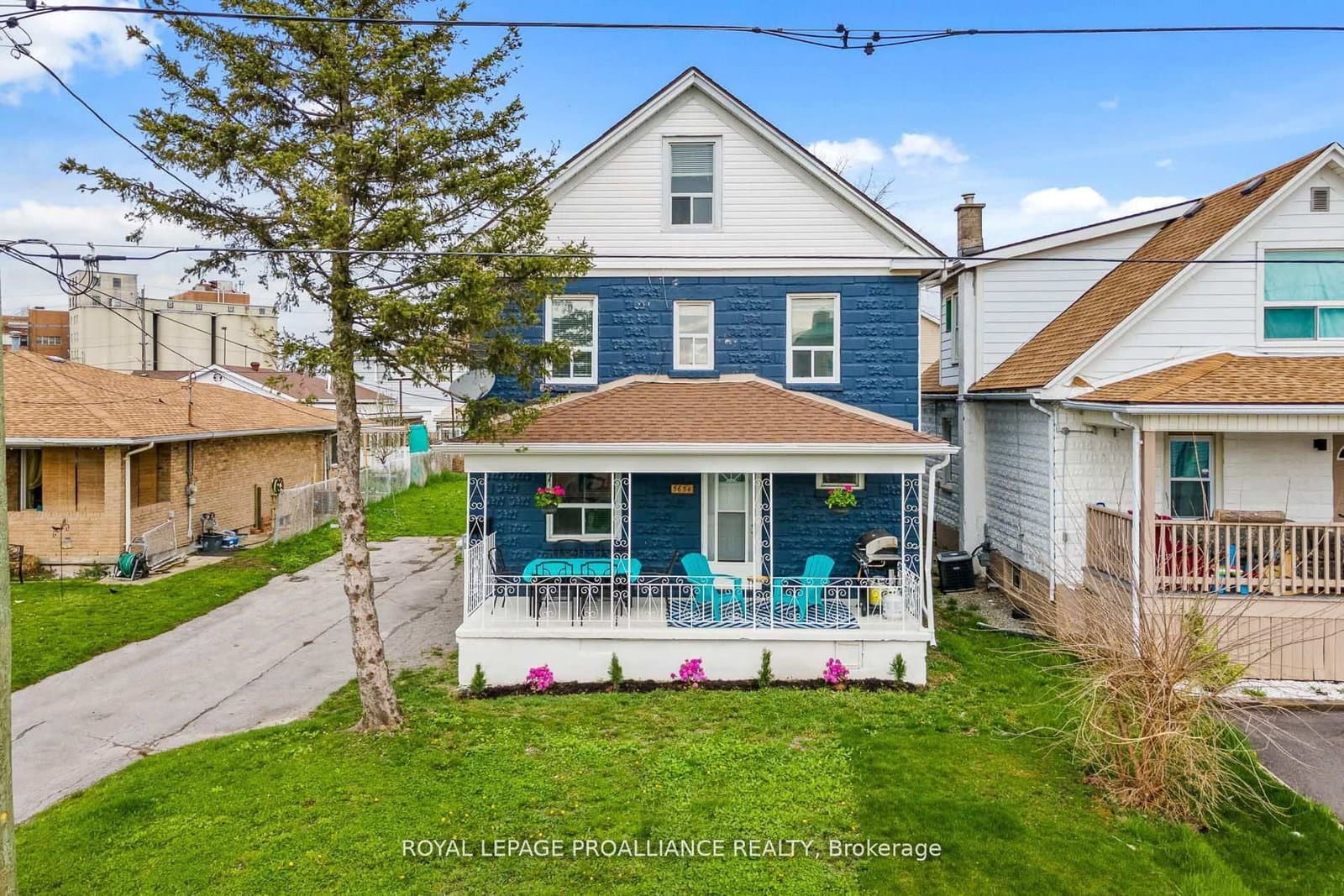 Upper - 5654 Desson Avenue, Niagara Falls, ON