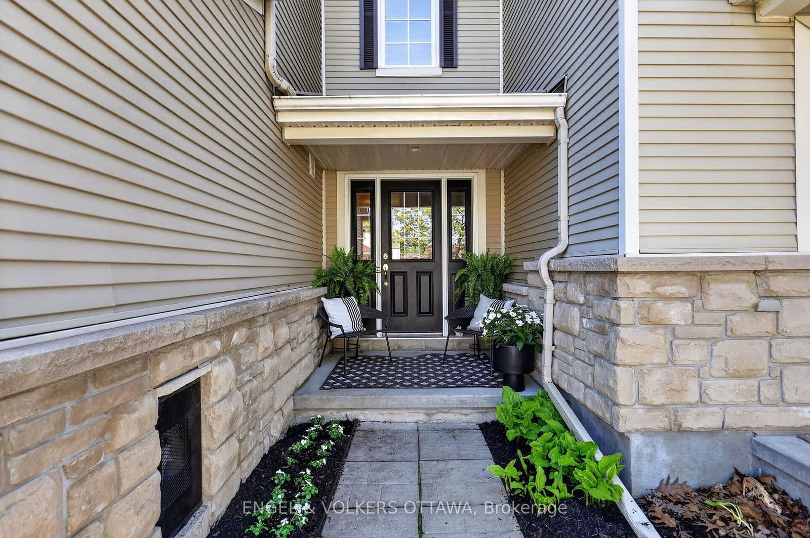 103 Goldwood Private, Ottawa, ON — photo 3