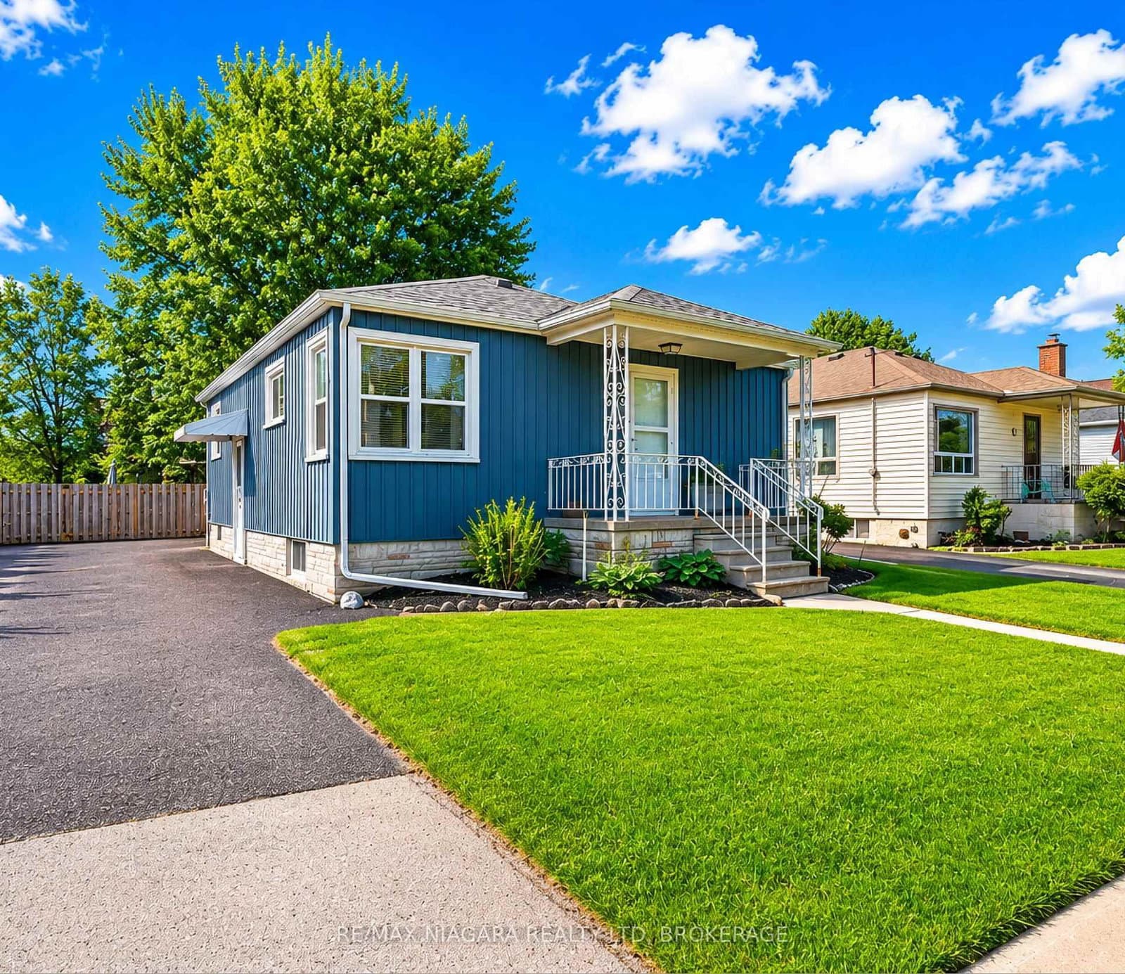 19 BRIDGE Street, St. Catharines, ON