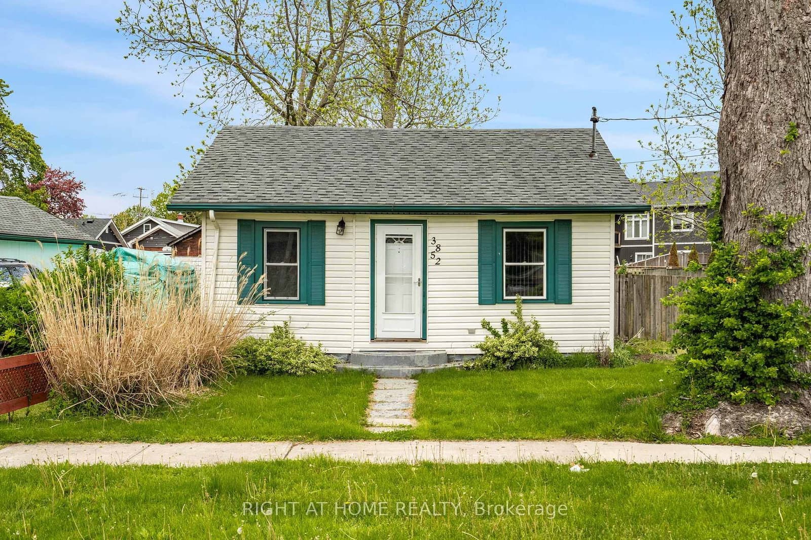3852 Brunswick Avenue, Fort Erie, ON