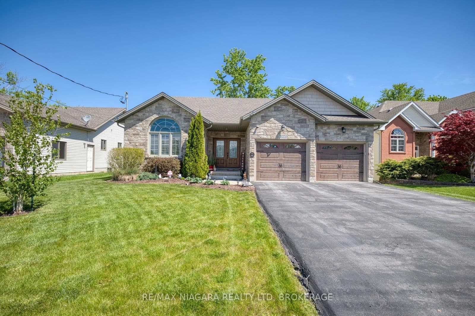 3270 Thunder Bay Road, Fort Erie, ON — photo 2