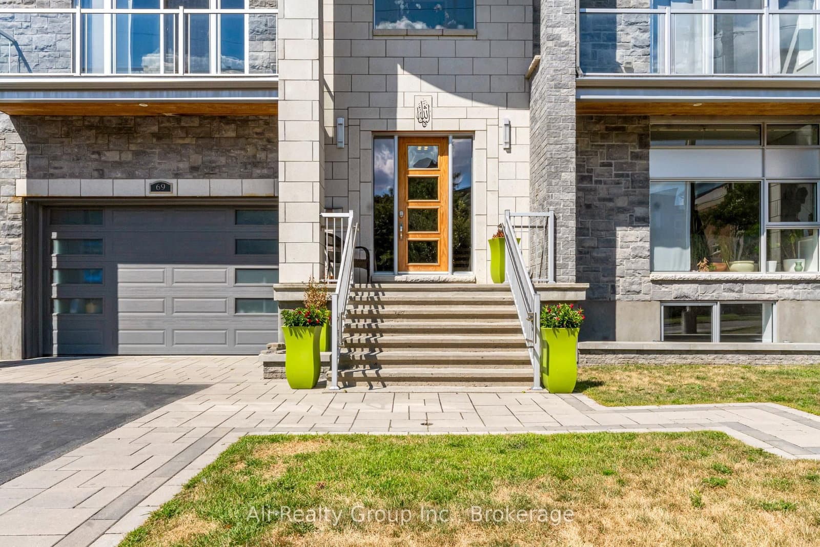 69 Donald Street, Ottawa, ON — photo 2