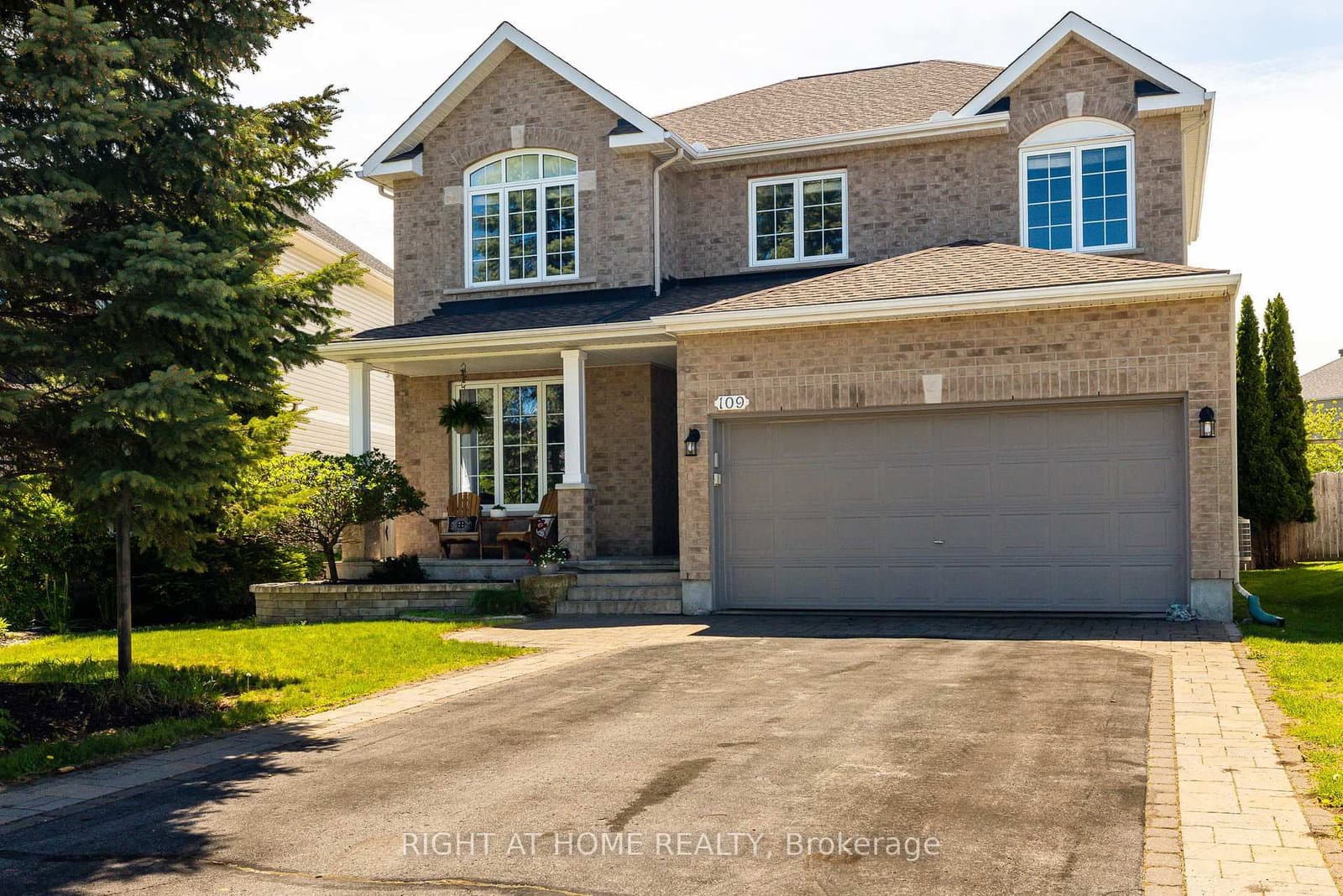 109 Coyote Crescent, Ottawa, ON