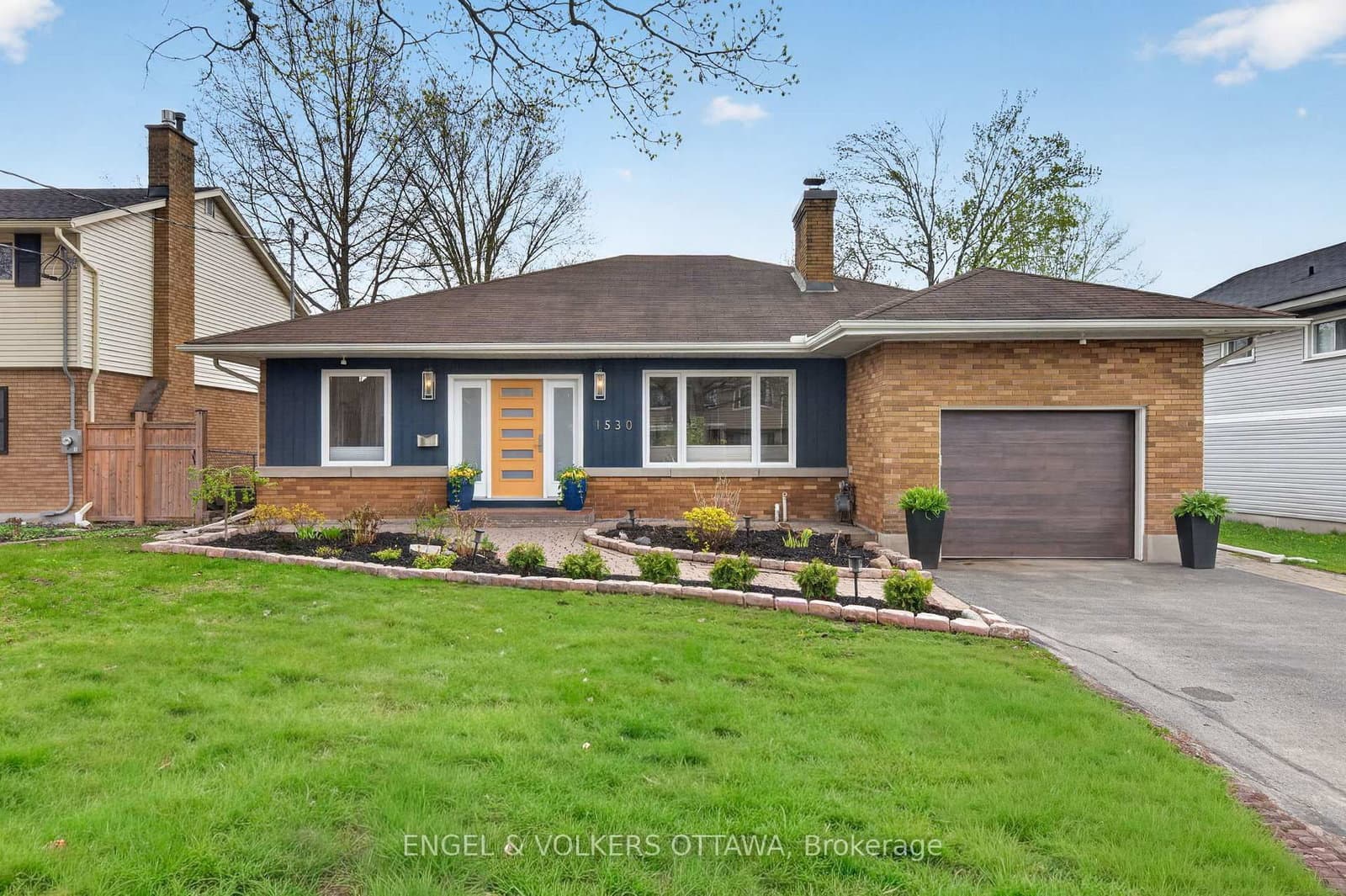 1530 Caton Street, Ottawa, ON