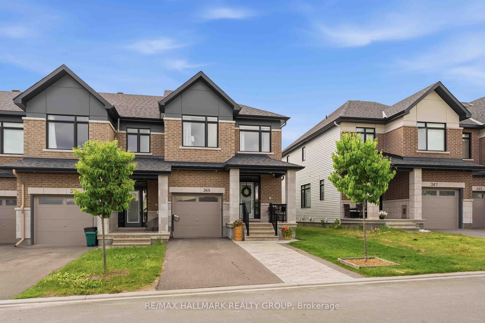 369 Broadridge Crescent, Ottawa, ON — photo 2