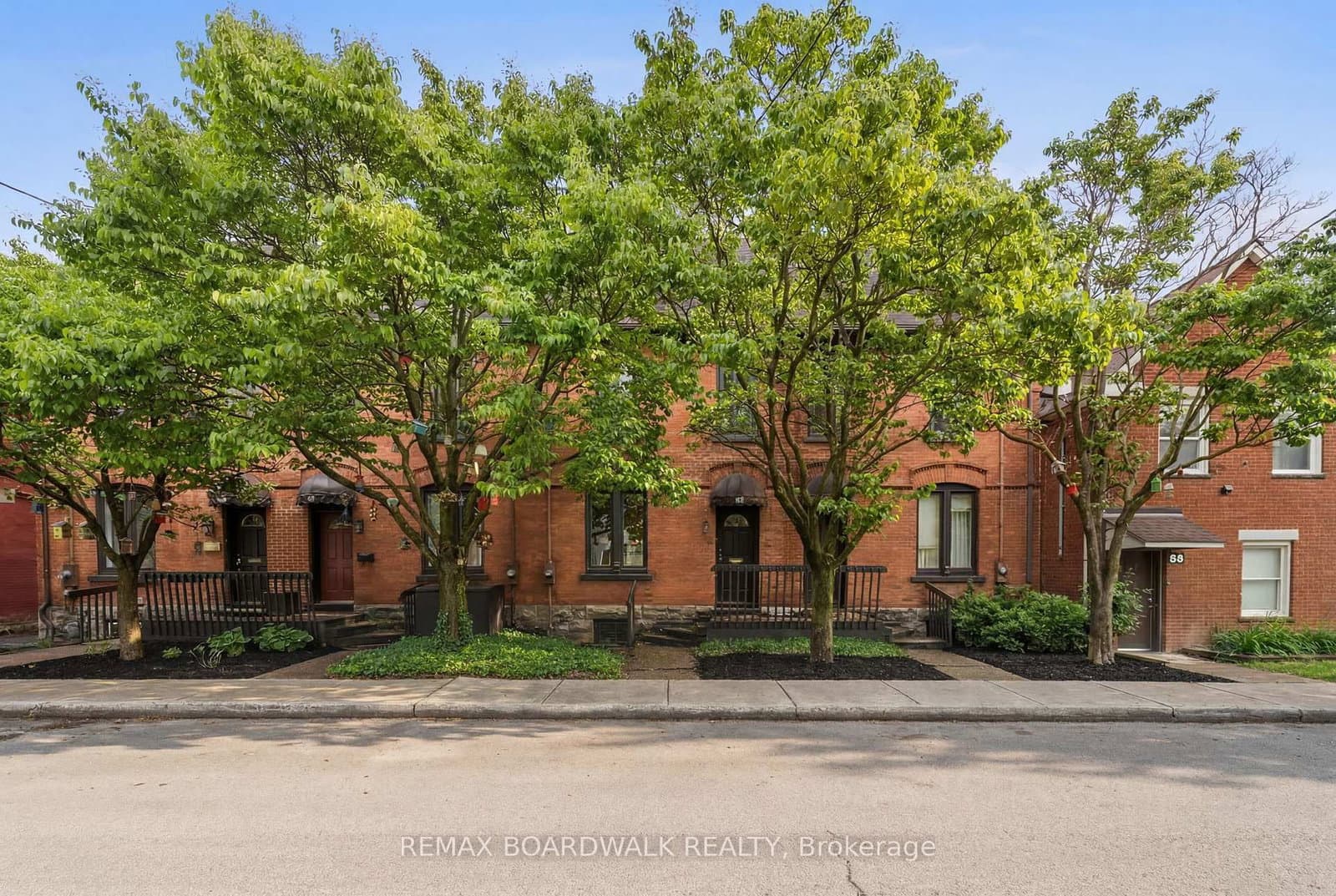 90 STEWART Street, Ottawa, ON