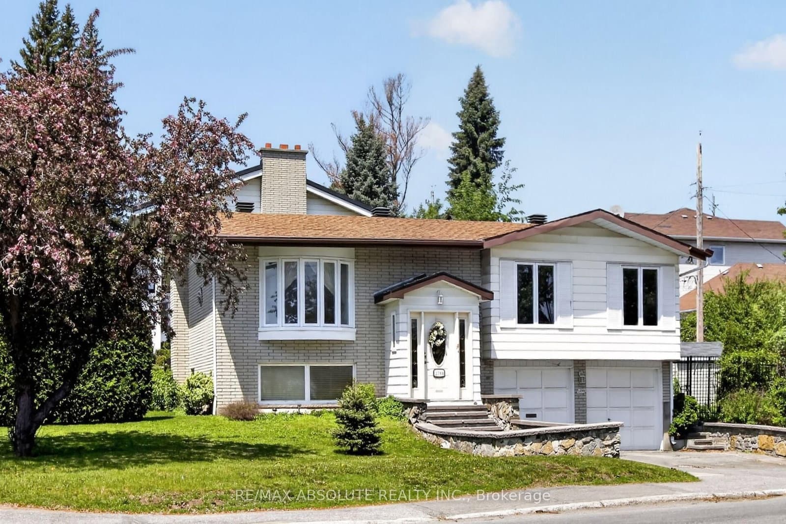 2799 Dumaurier Avenue, Ottawa, ON — photo 3