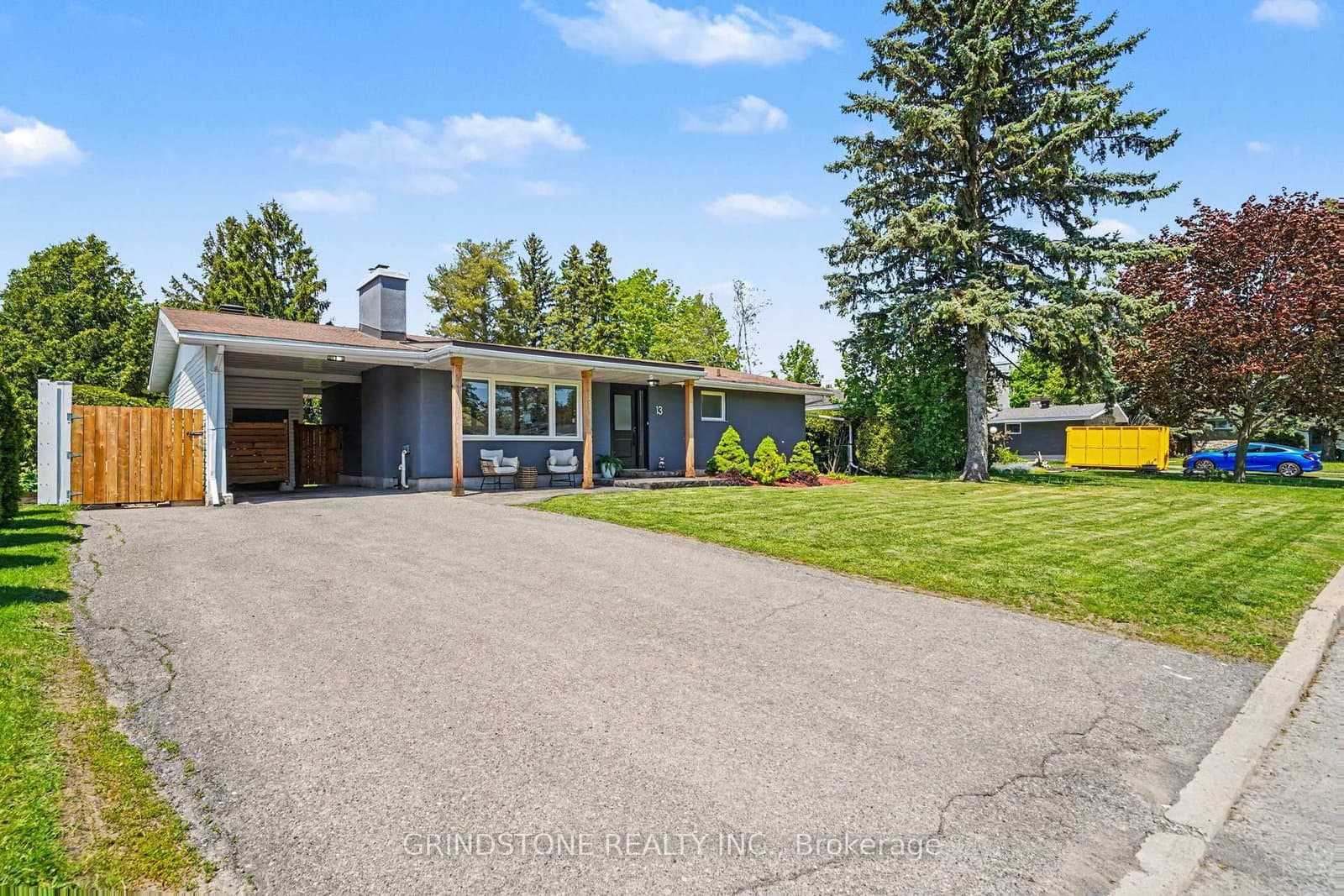 13 Tiverton Drive, Ottawa, ON — photo 3