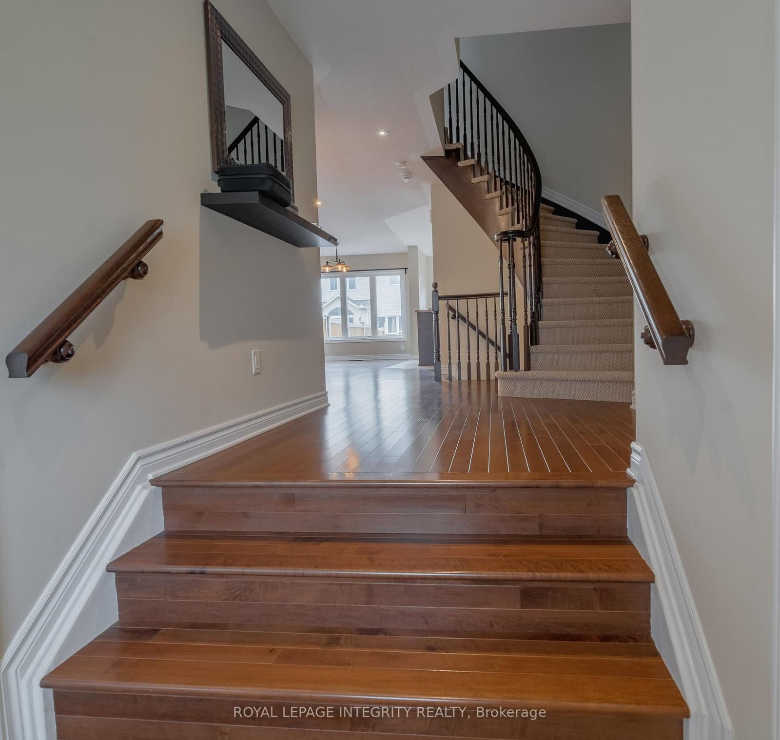 71 Fallengale Crescent, Ottawa, ON — photo 3