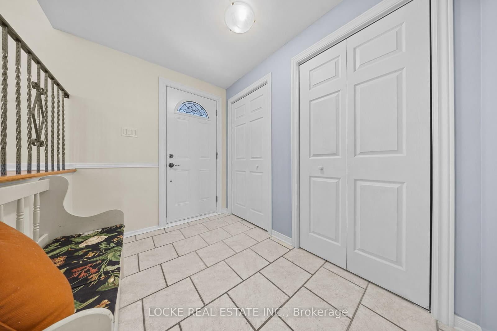 33 Eastpark Drive, Ottawa, ON — photo 3