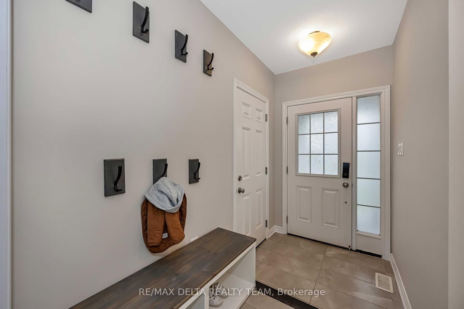266 Brassy Minnow Crescent, Ottawa, ON — photo 3