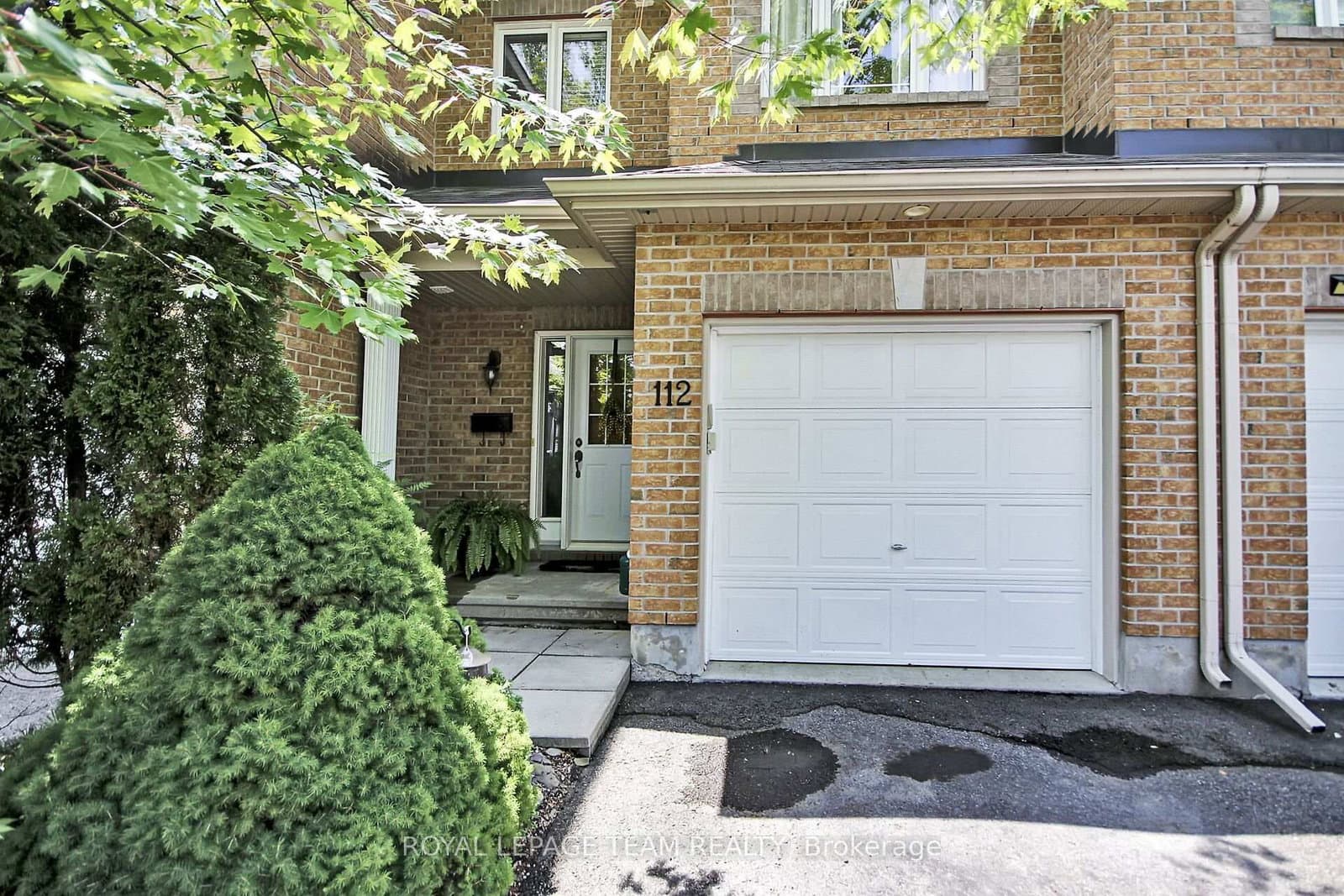 112 Talltree Crescent, Ottawa, ON — photo 2