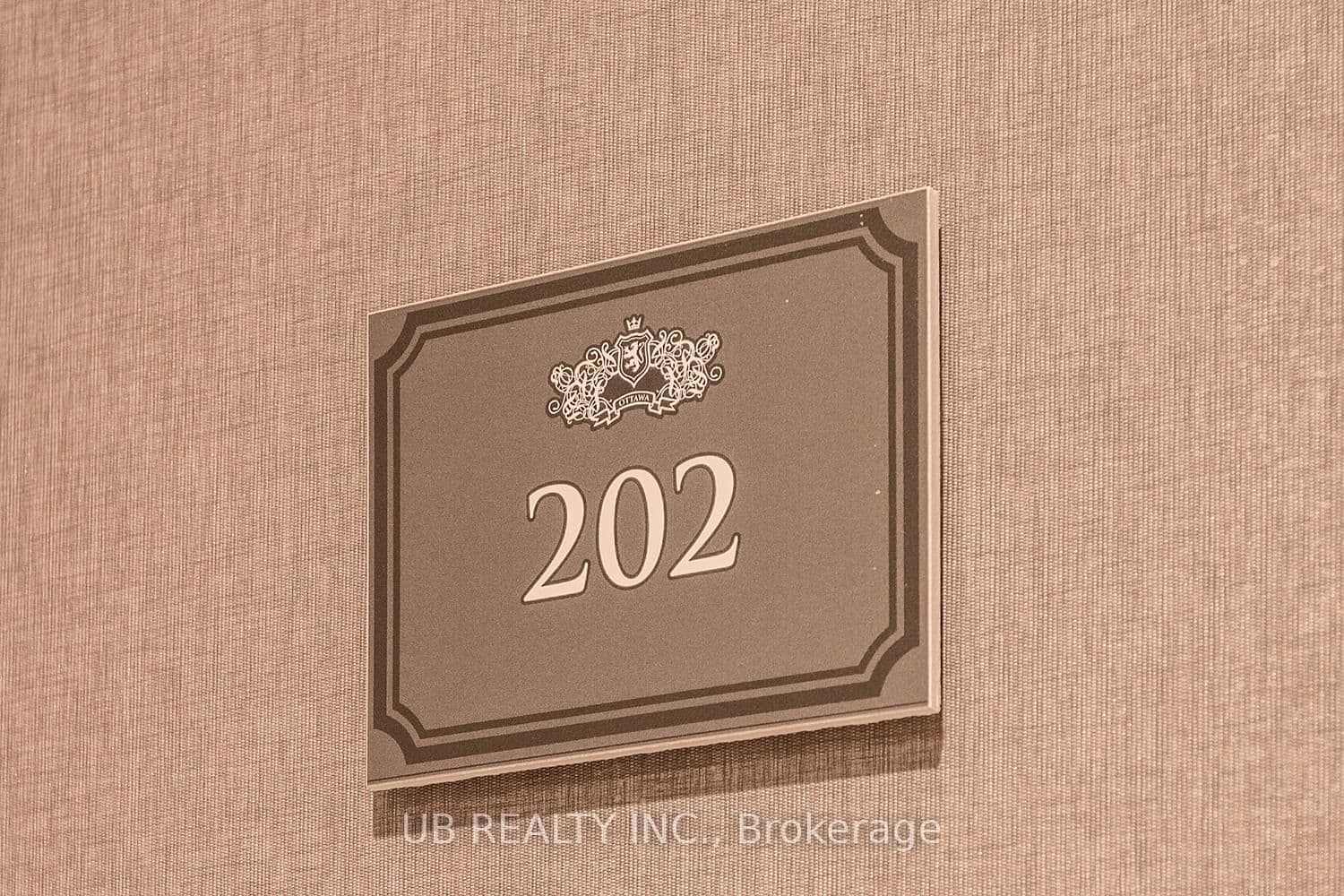 202 - 1451 WELLINGTON Street, Ottawa, ON — photo 2