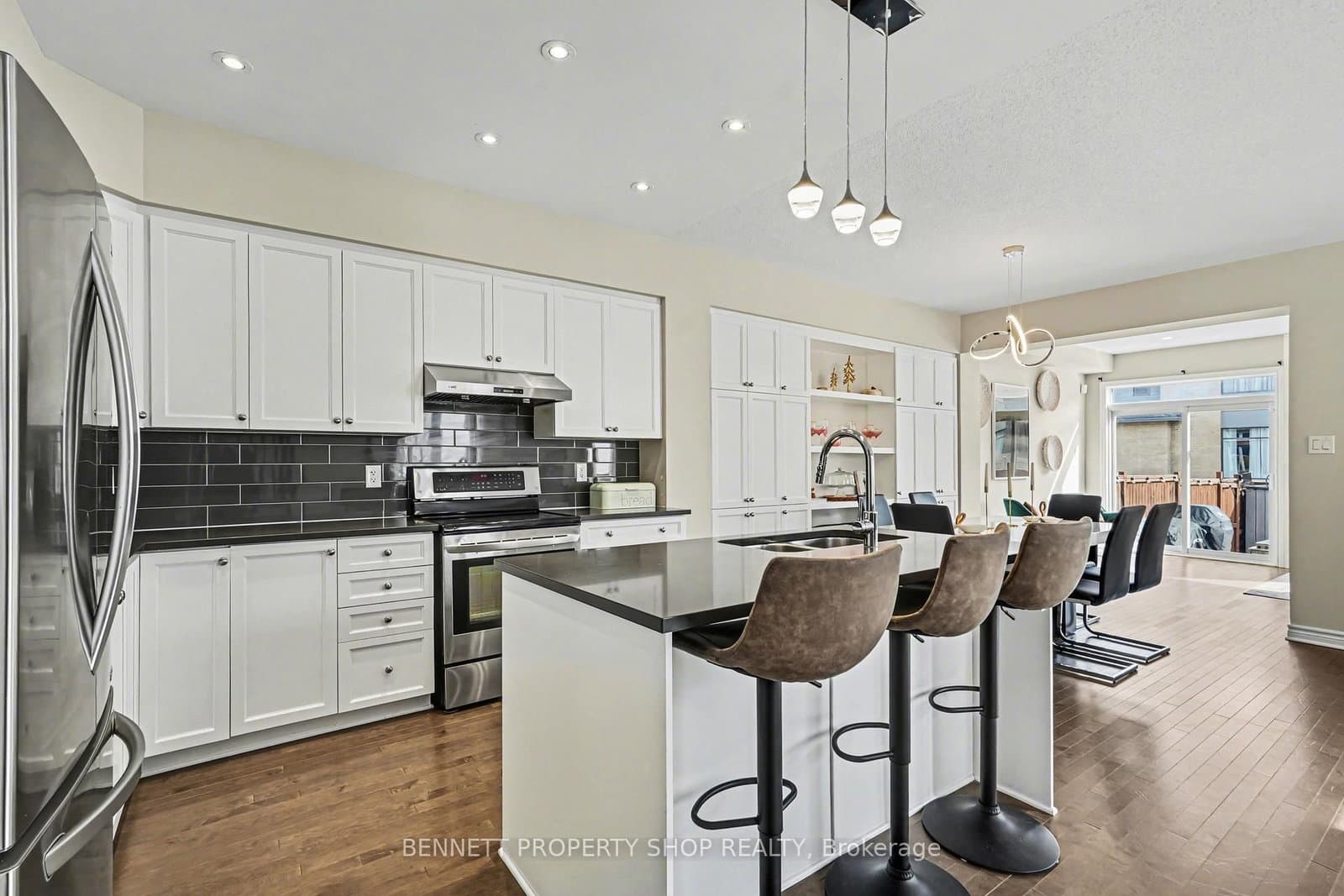 554 Stargazer Crescent, Ottawa, ON — photo 3