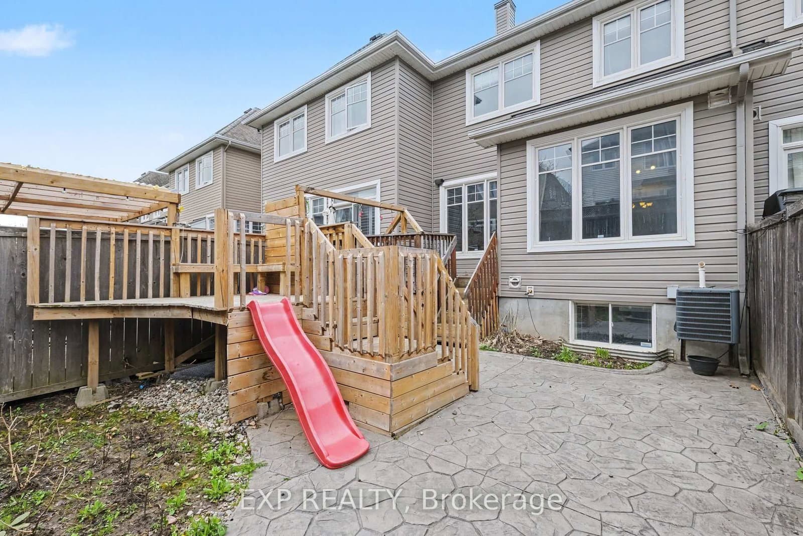 180 Flat Sedge Crescent, Ottawa, ON — photo 2