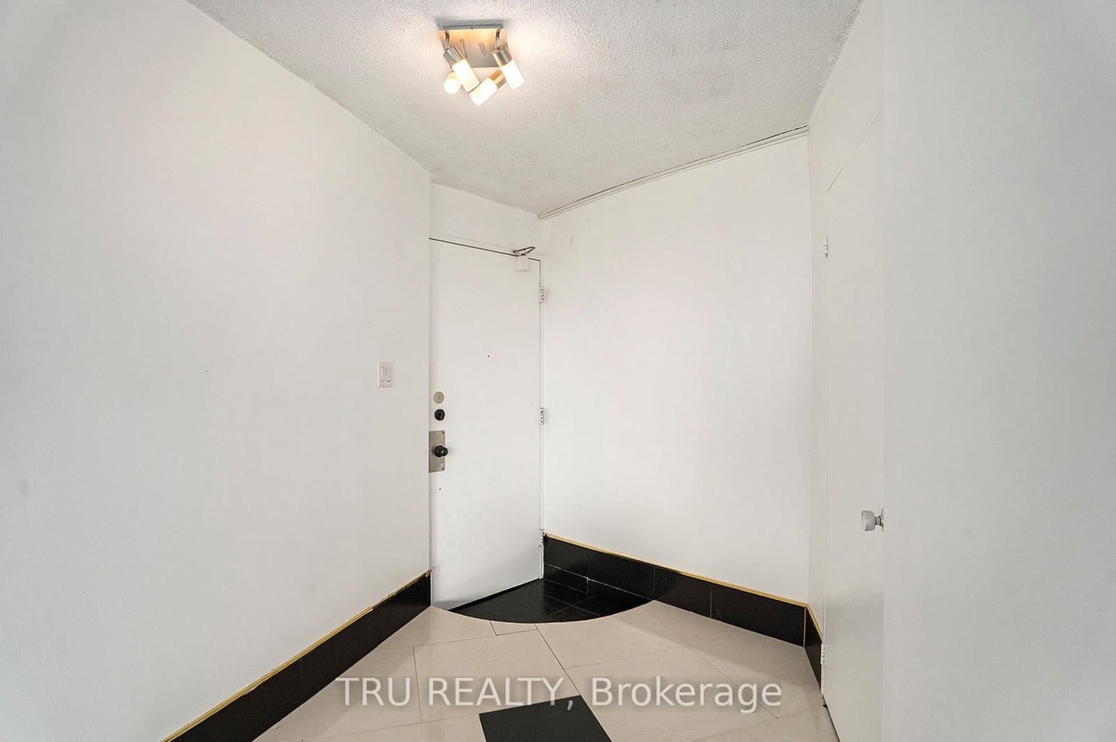 2502 - 1380 Prince Of Wales Drive, Ottawa, ON — photo 3