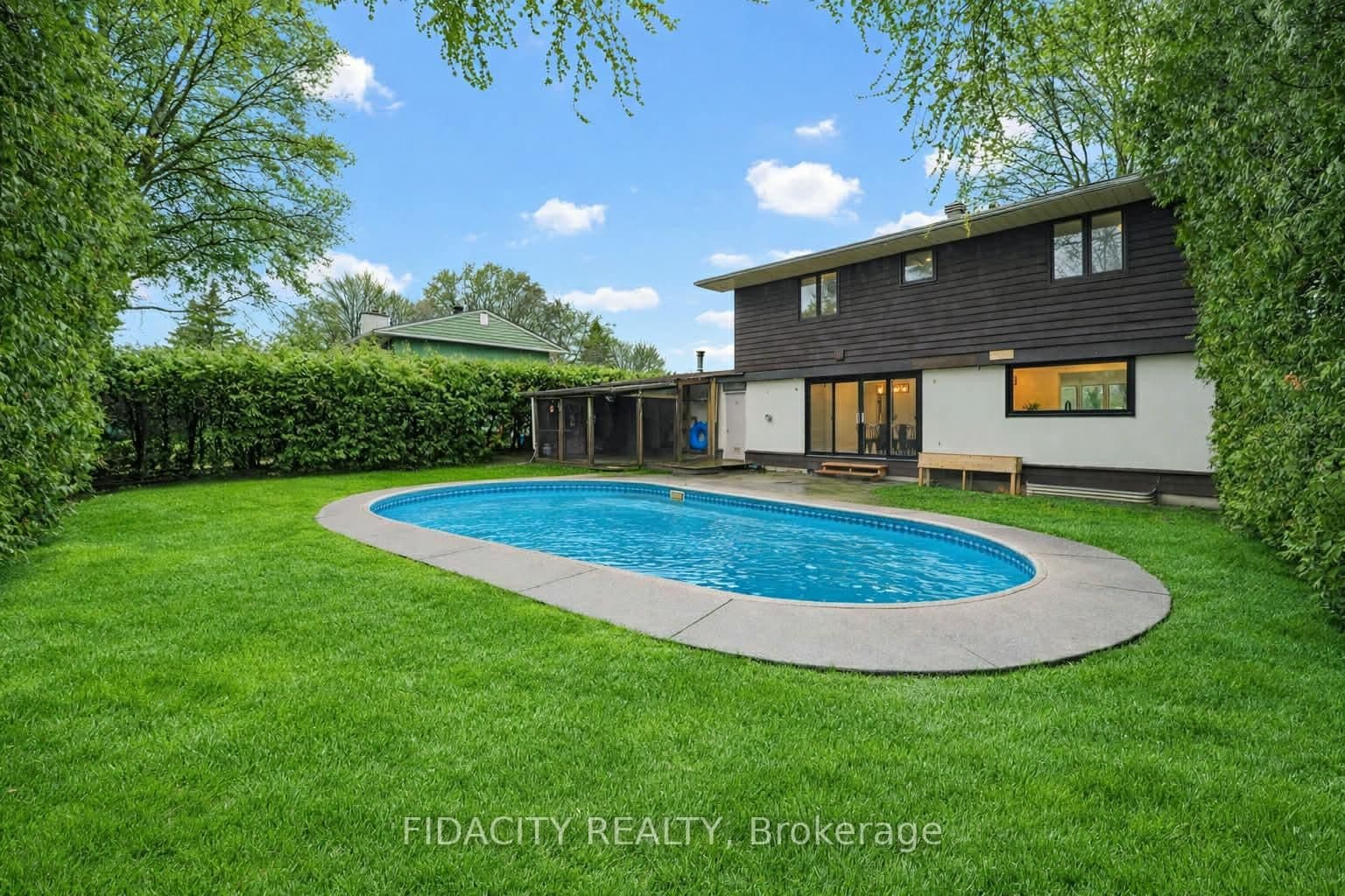7 Gagnon Court, Ottawa, ON — photo 2