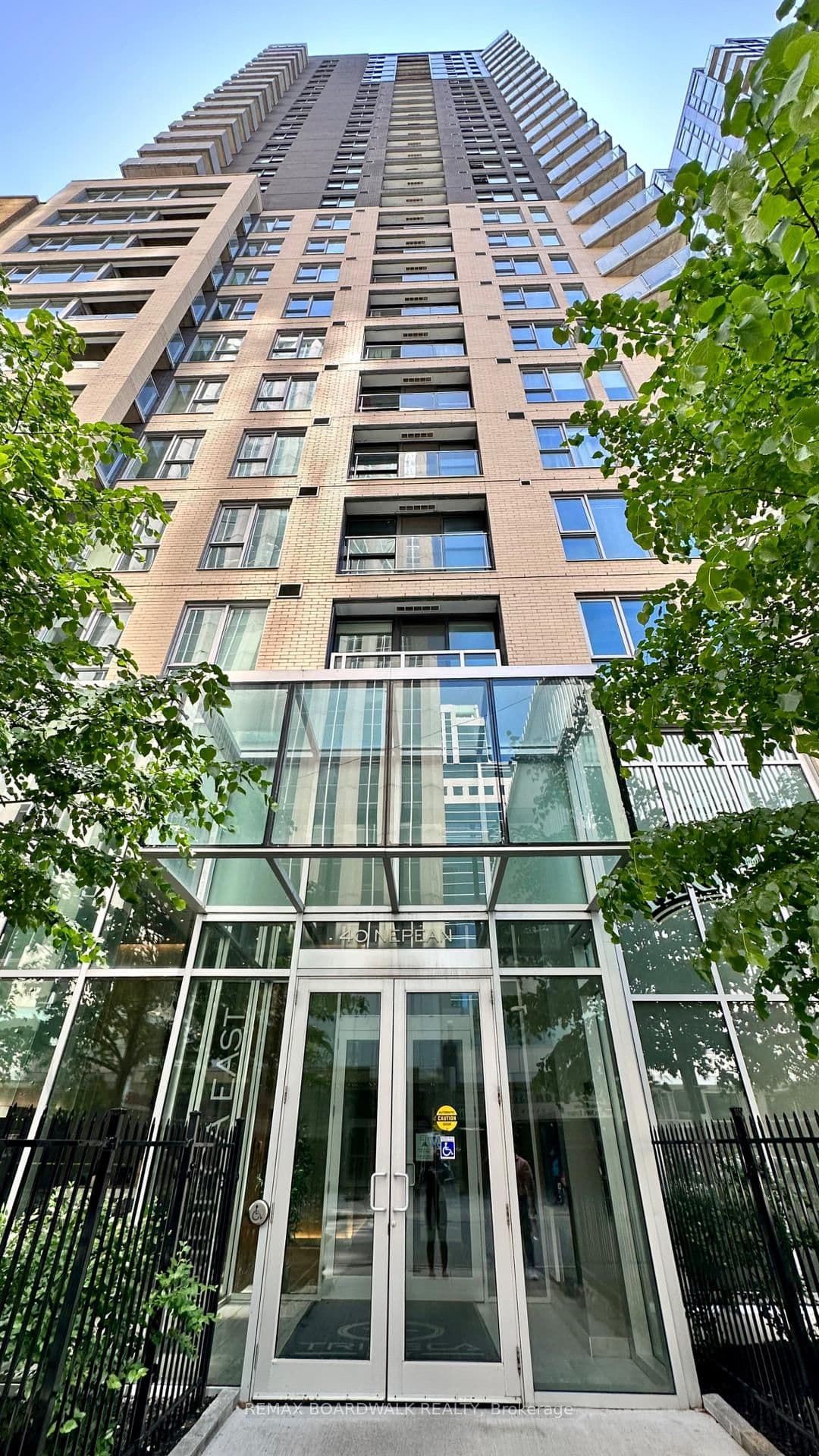 1206 - 40 NEPEAN Street, Ottawa, ON