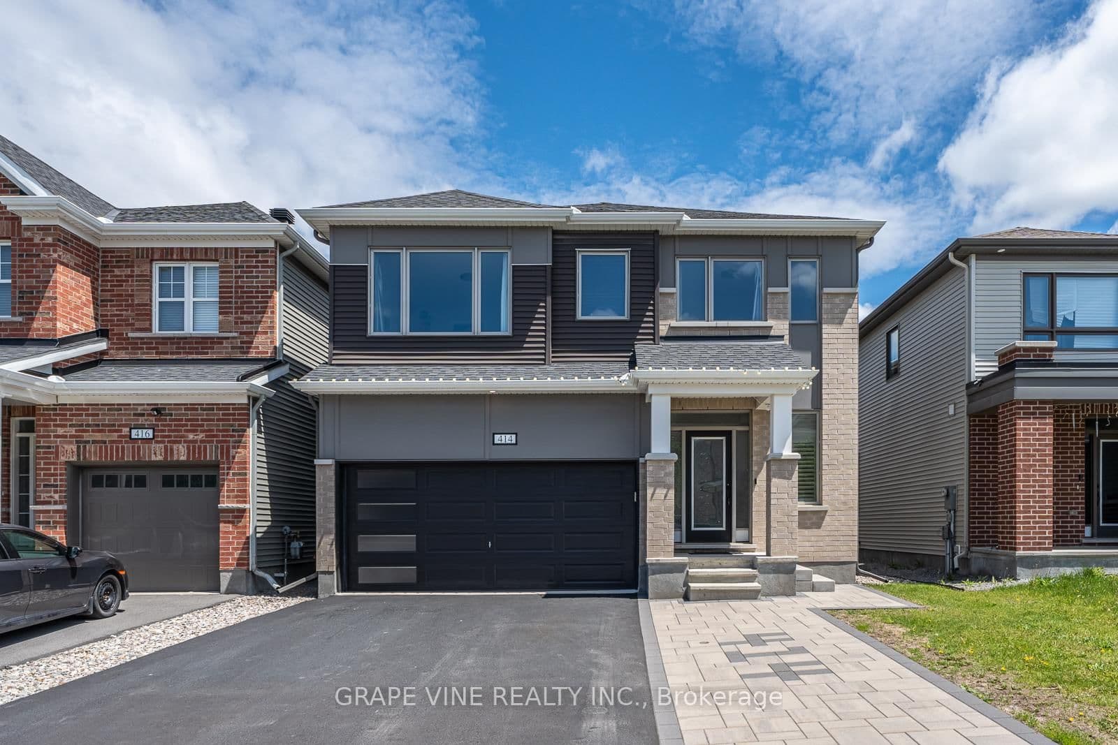 414 Aphelion Crescent, Ottawa, ON
