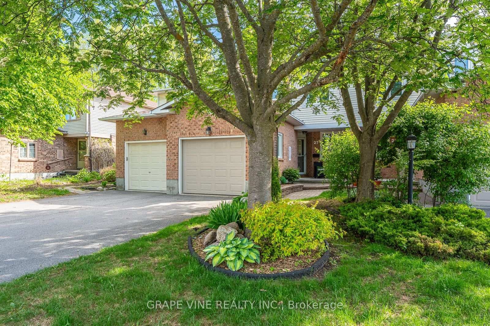 27 Ravenscroft Court, Stittsville, ON — photo 2
