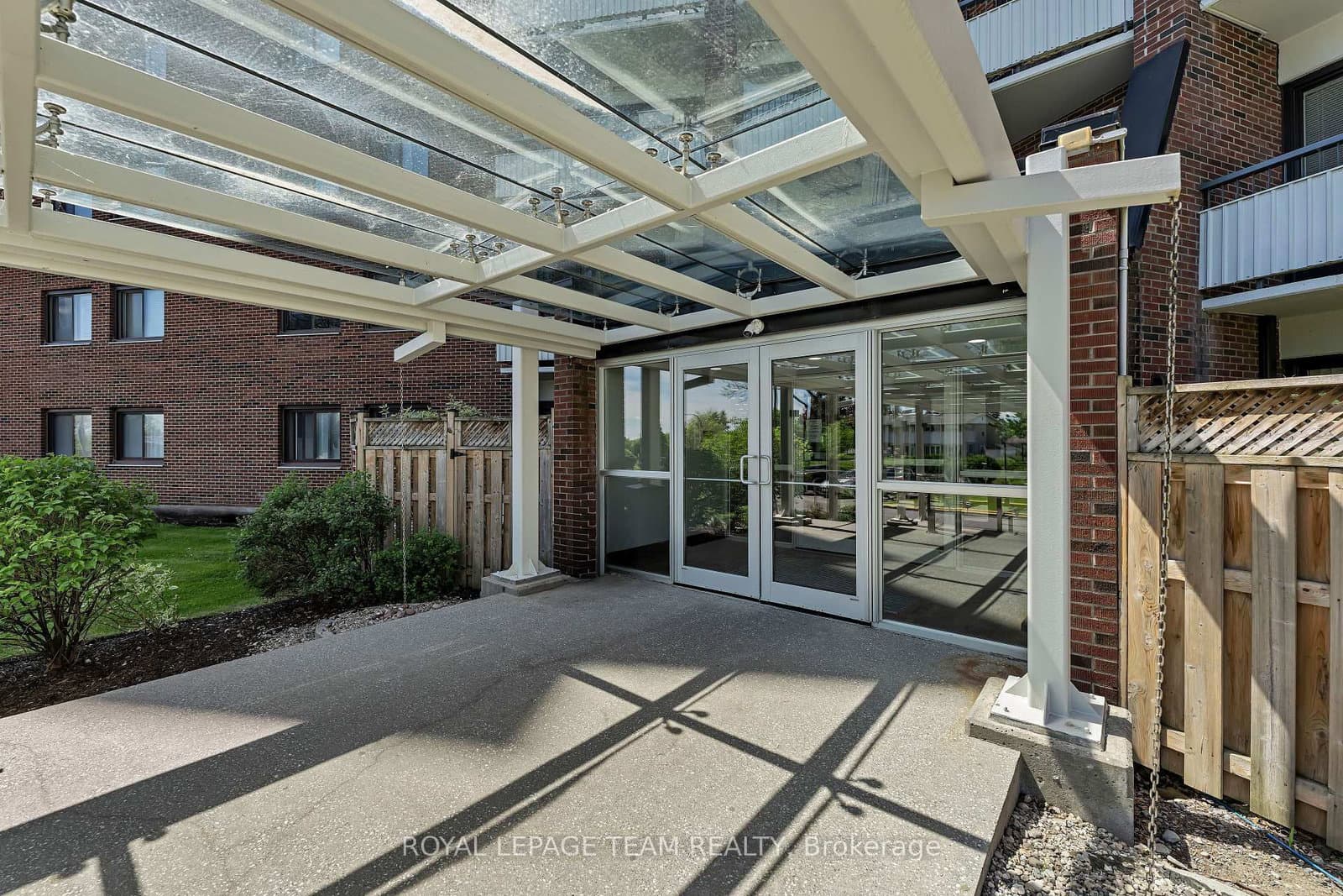 707 - 20 Chesterton Drive, Ottawa, ON — photo 3