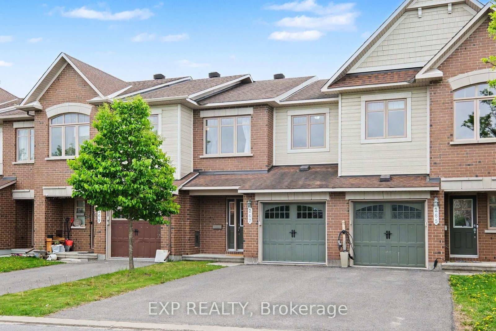 267 Garrity Crescent, Ottawa, ON — photo 2