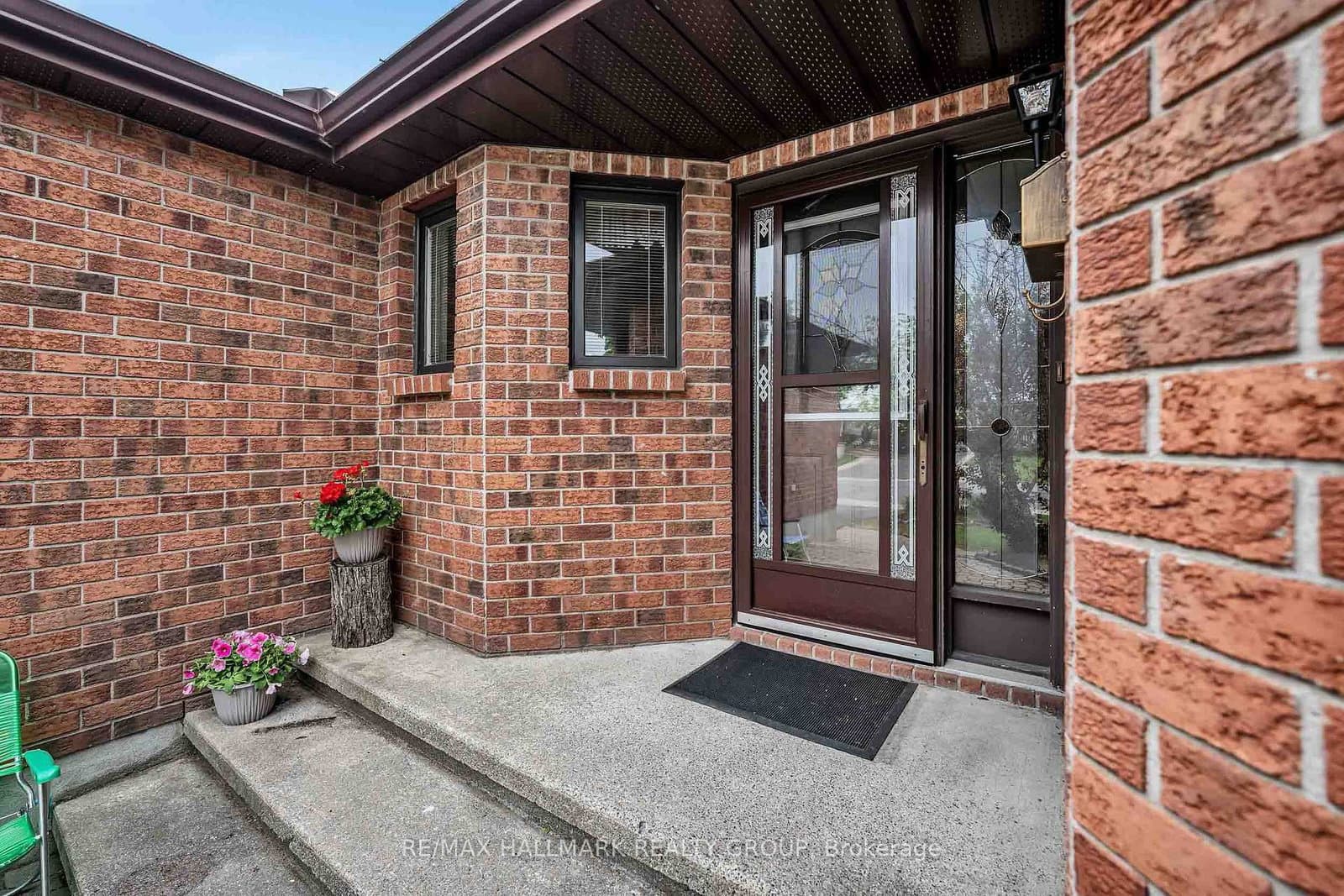 18 Randall James Drive, Ottawa, ON — photo 3